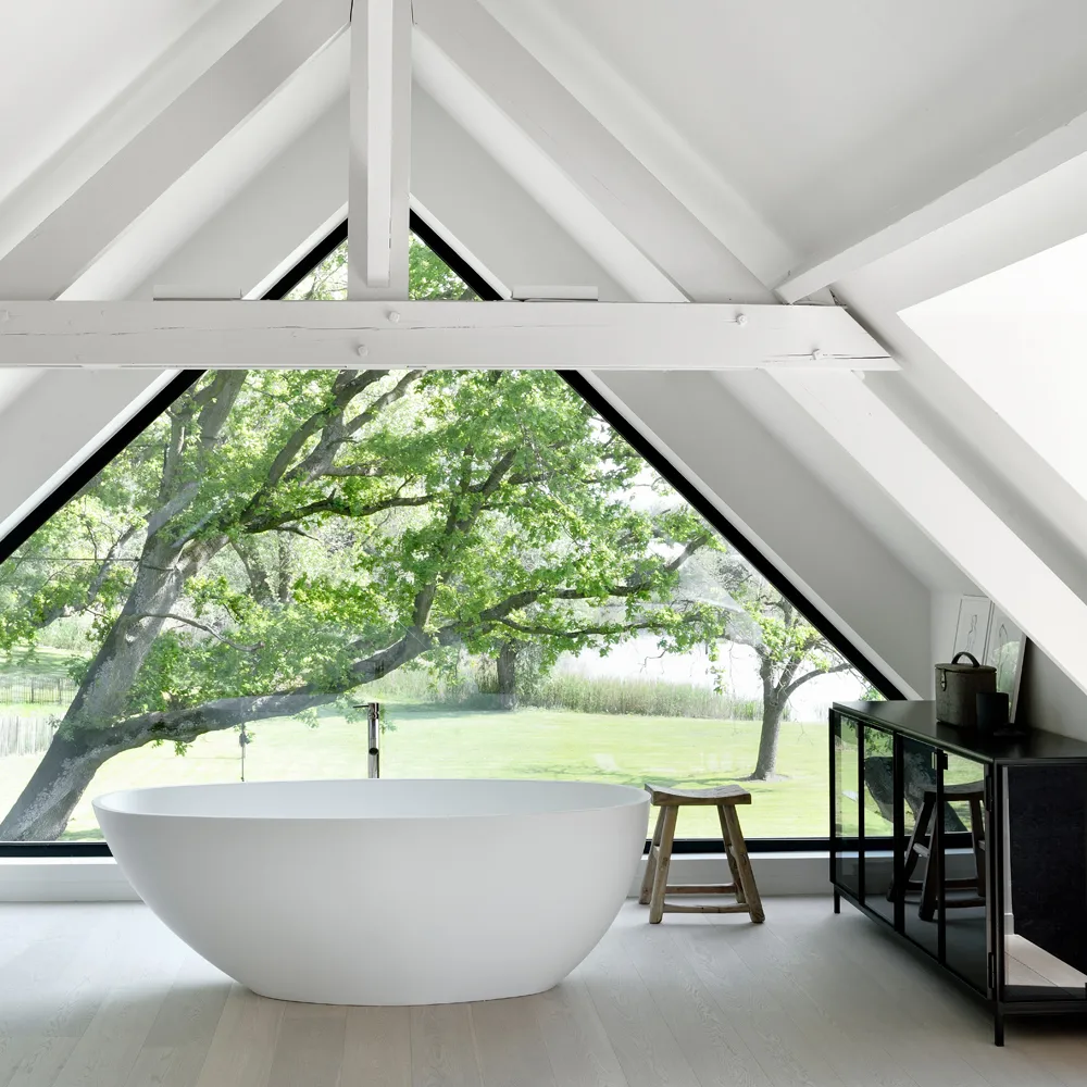 Anders sideboard, Musta 2 lasiovea metalli Ethnicraft