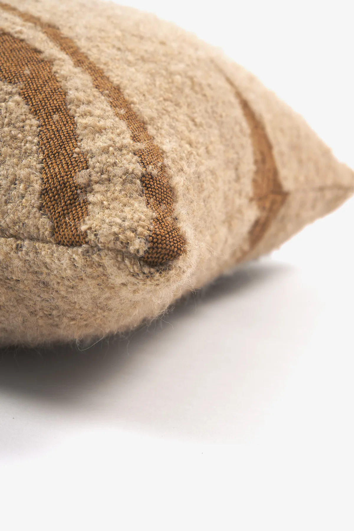 Avana abstract -tyyny, 60 x 40 cm Ethnicraft