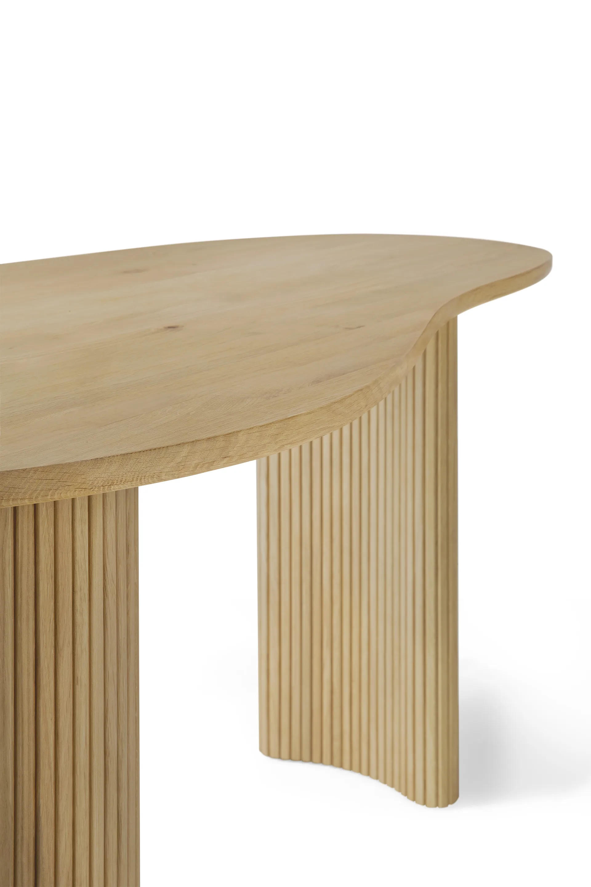 Boomerang kirjoituspöytä, Lakattu tammi, 160×83×76 cm Ethnicraft