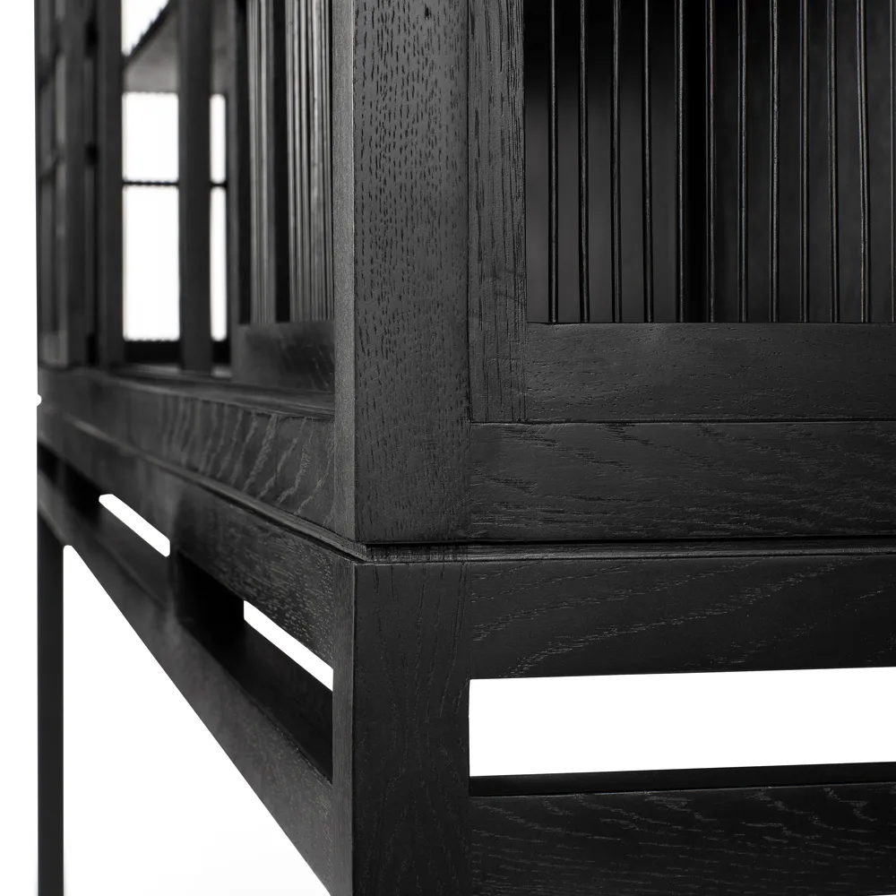 Burung kaappi, Musta tammi 2 liukuovea Ethnicraft