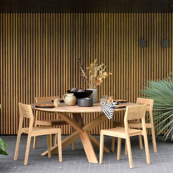 Circle outdoor -ruokapöytä tiikki, Ø 163 cm Ethnicraft