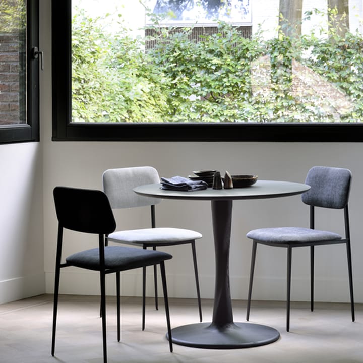 DC Dining -tuoli - Light grey-Black metal - Ethnicraft