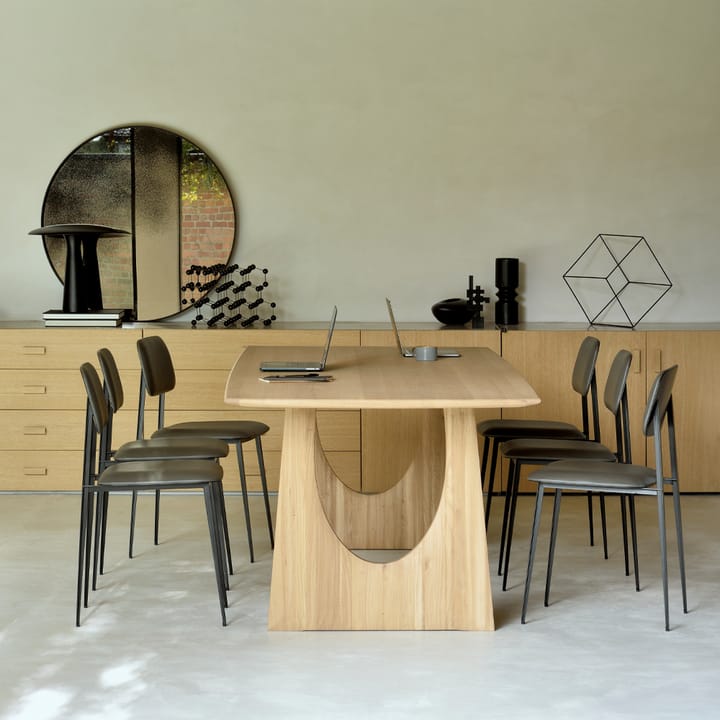 Geometric ruokapöytä - Oak 250 cm - Ethnicraft