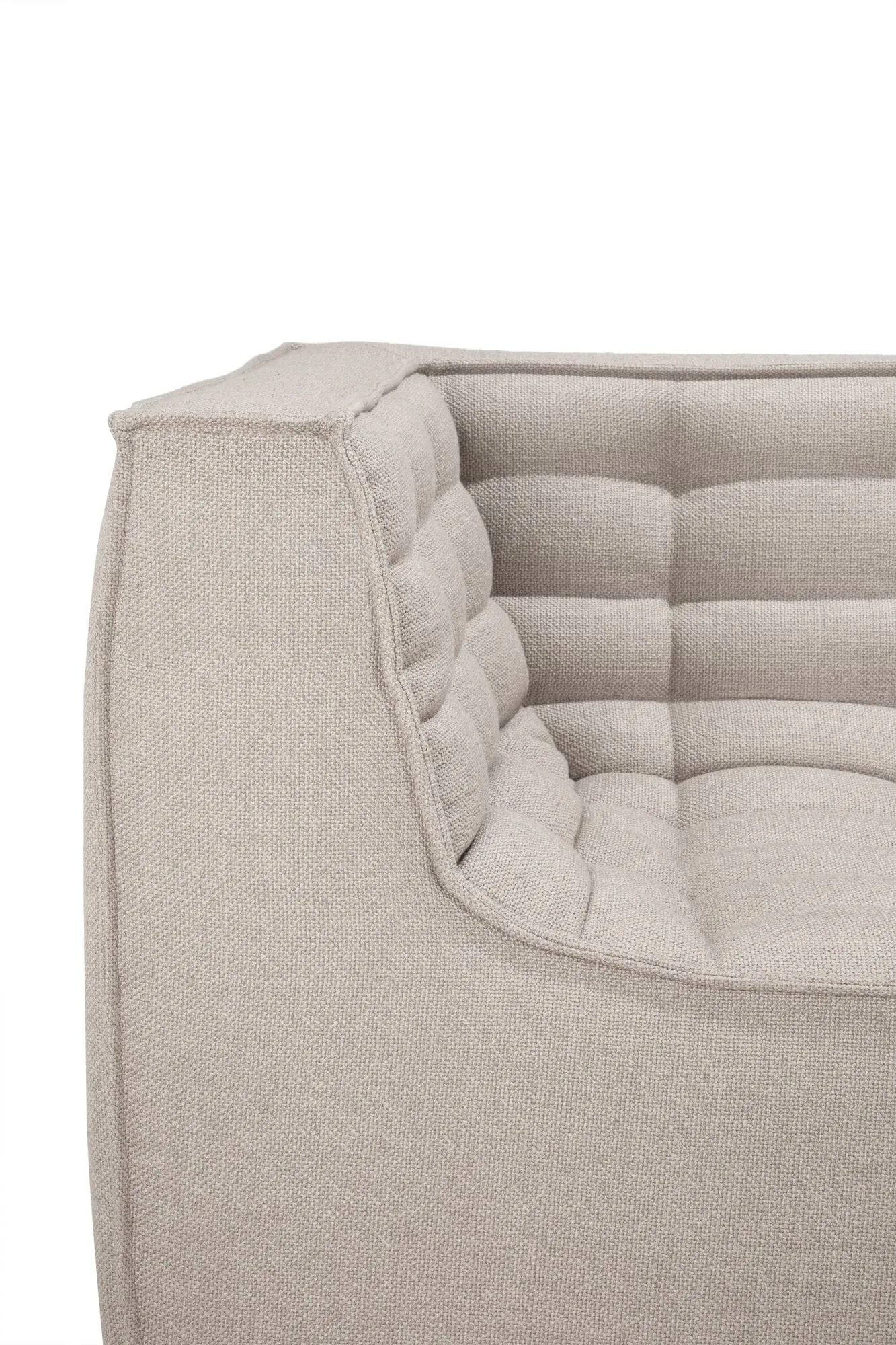 N701 sohva 2-istuttava, Beige, käsinojilla Ethnicraft
