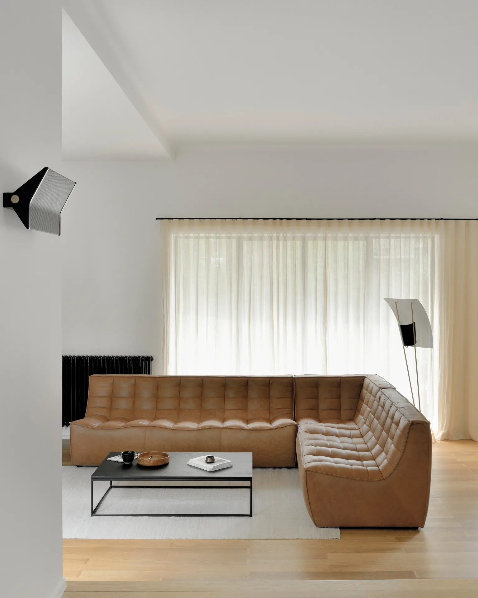 N701 sohva 2-istuttava, Nahka old saddle brown Ethnicraft