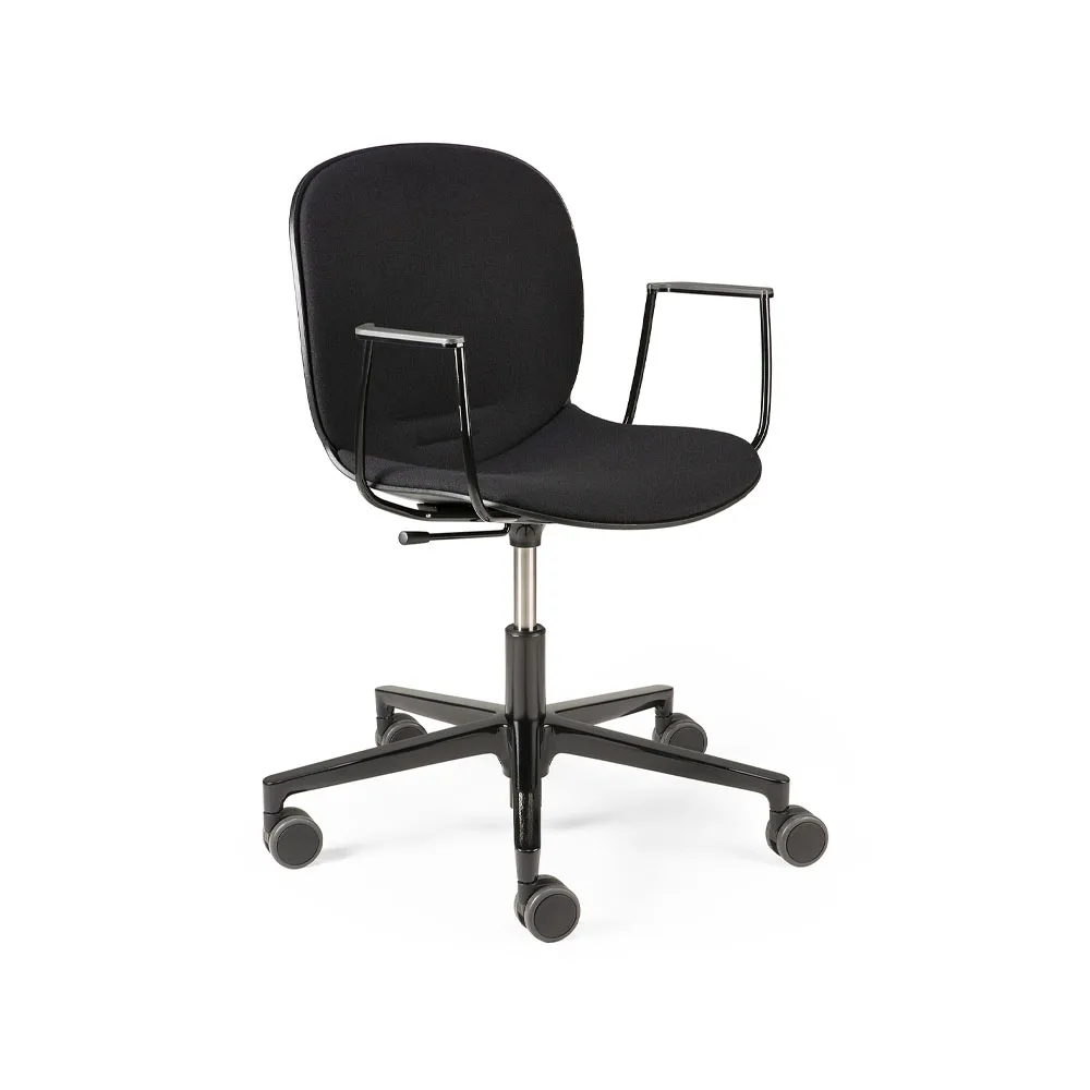 RMB Noor -toimistotuoli, Musta käsinojalla 73 x 67 cm Ethnicraft