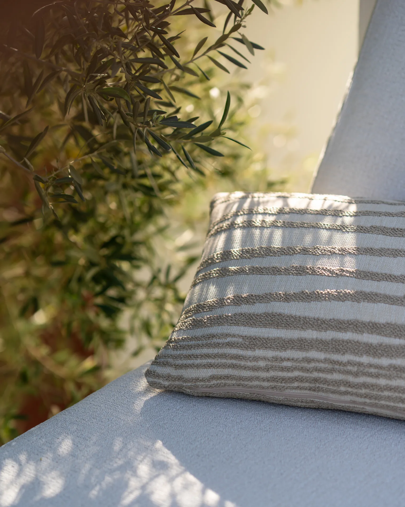 Stripes outdoor -tyyny 40 x 60 cm, Lumbar (beige) Ethnicraft