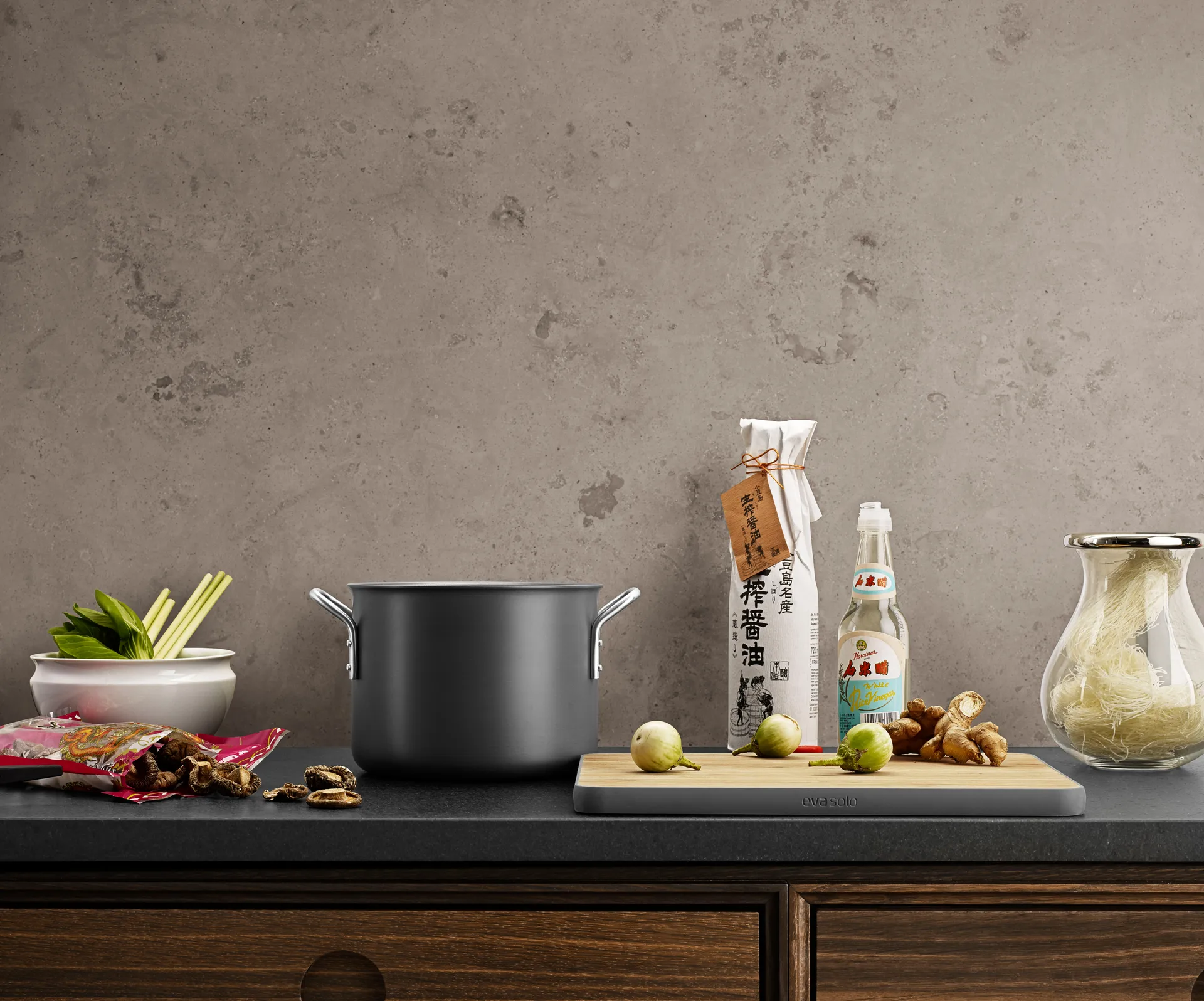 Dura line -patasetti, 3 osaa Eva Solo