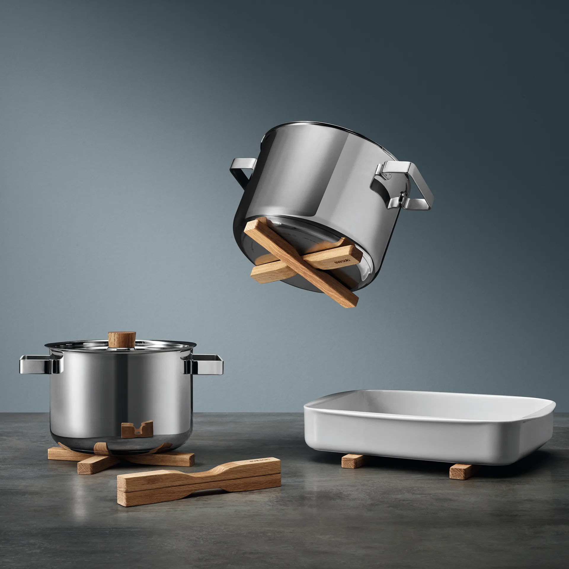 Eva Solo magneettinen pannunalunen oak, Ruskea Eva Solo