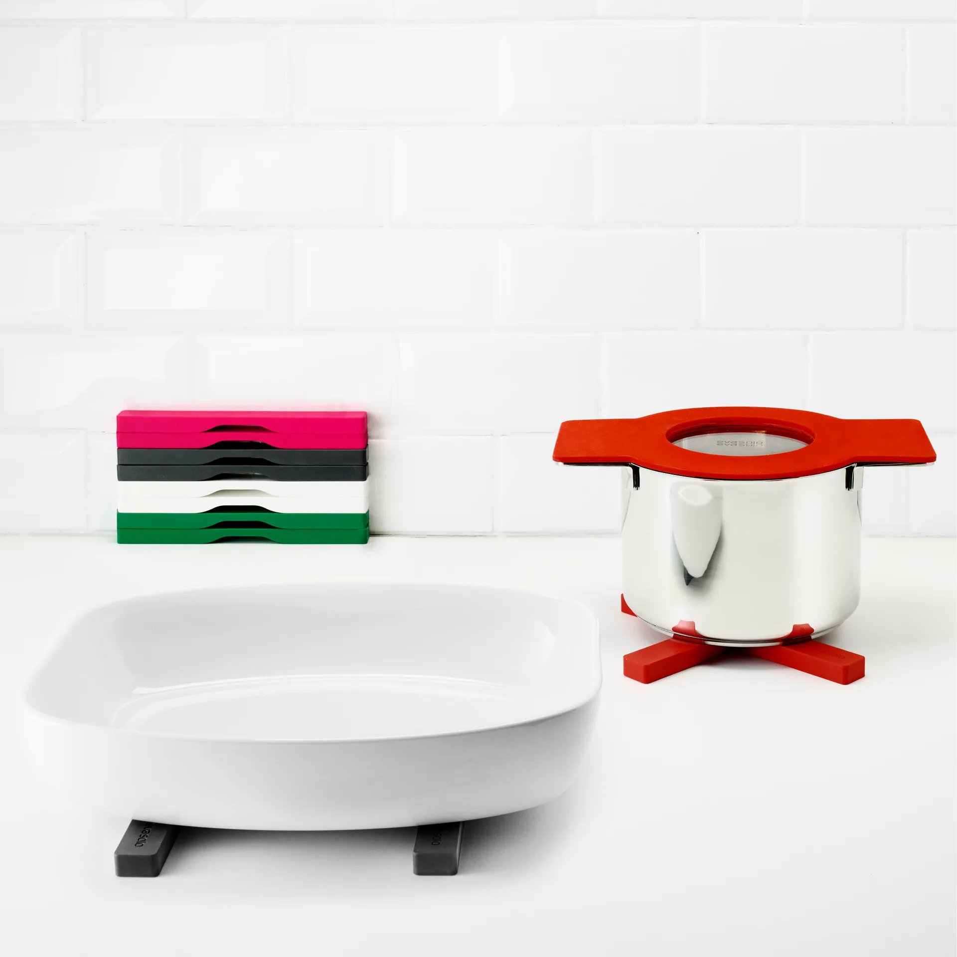 Eva Solo -pannunalunen magneettinen, Stone (tummanharmaa) Eva Solo