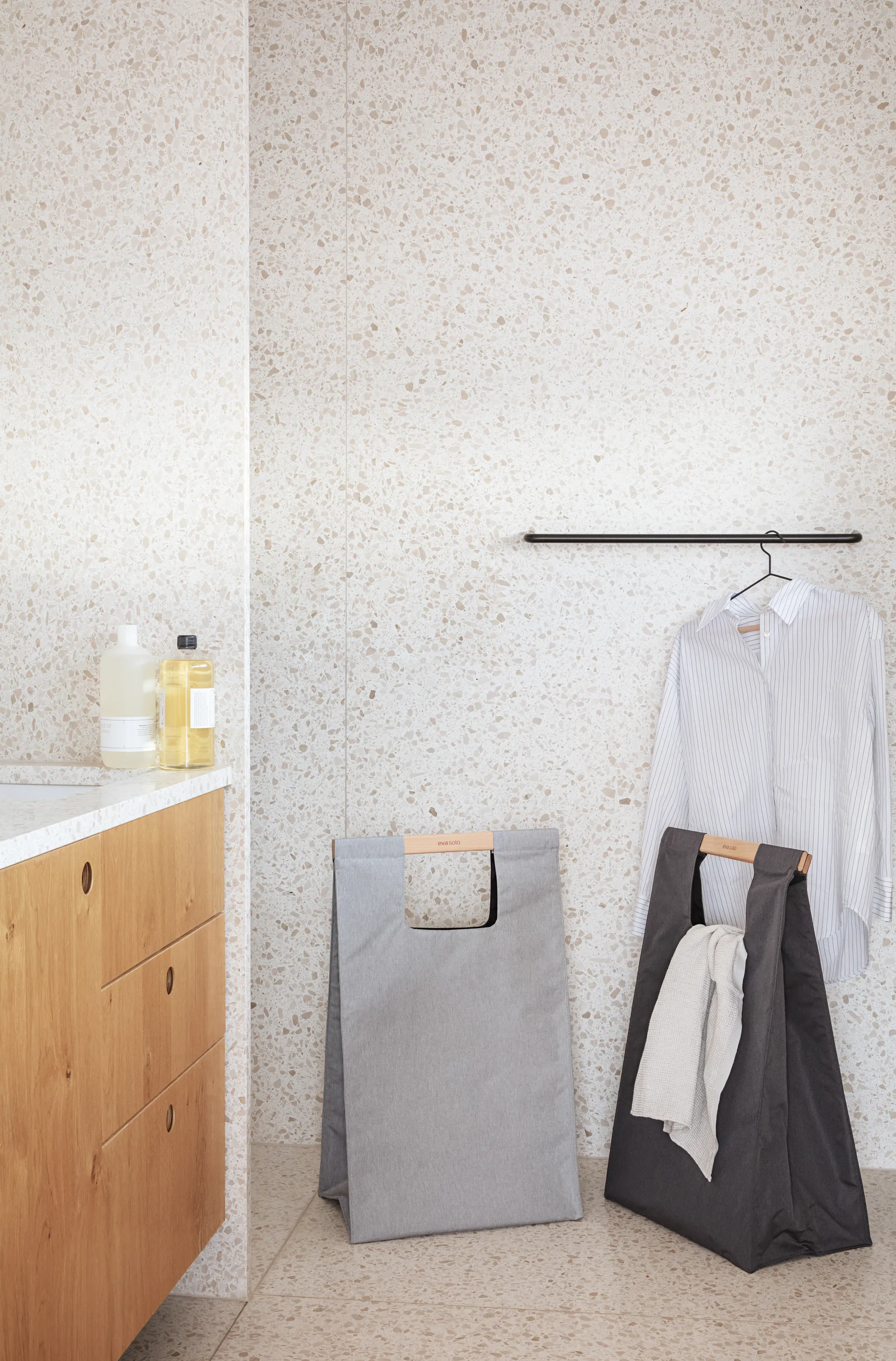 Eva Solo pesupussi, Tummanharmaa Eva Solo