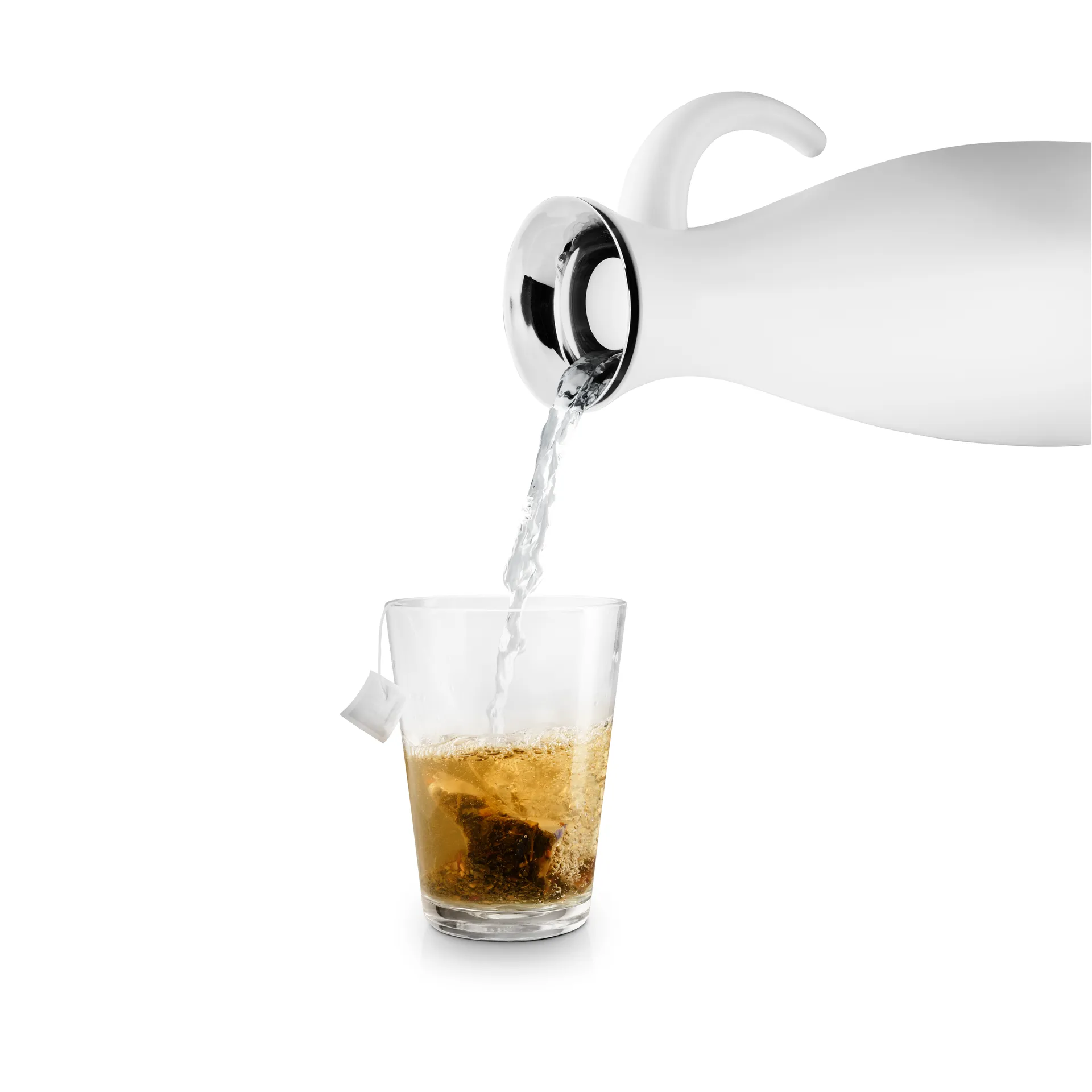 Eva Solo sähköinen vedenkeitin 1,5 litraa, Matavalkoinen Eva Solo