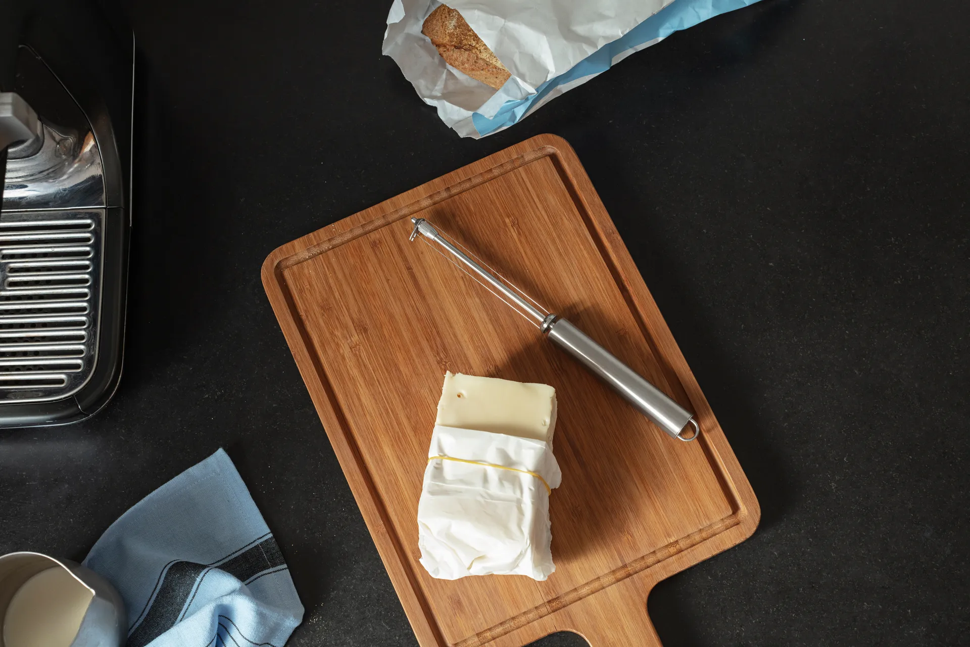 Eva Trio juustoleikkuri, Ruostumaton teräs Eva Solo