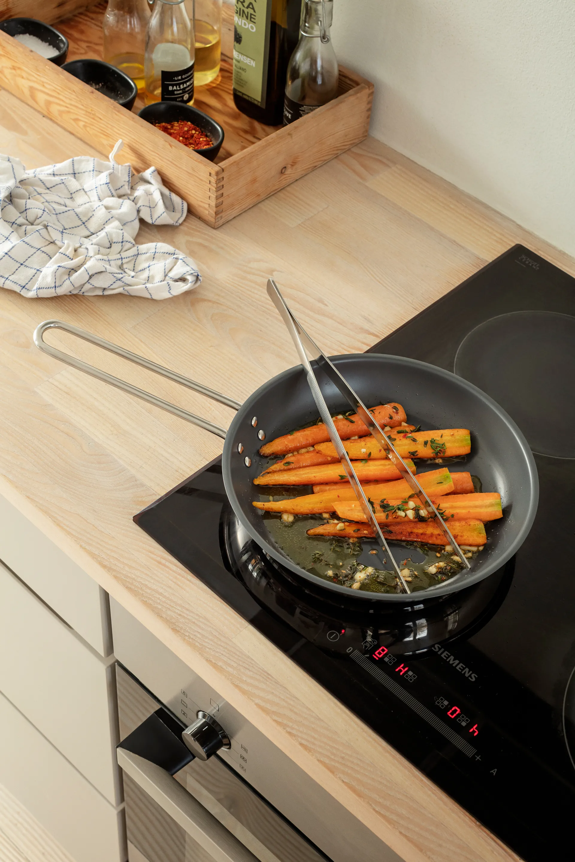 Eva Trio ruokapihdit, Ruostumaton teräs Eva Solo