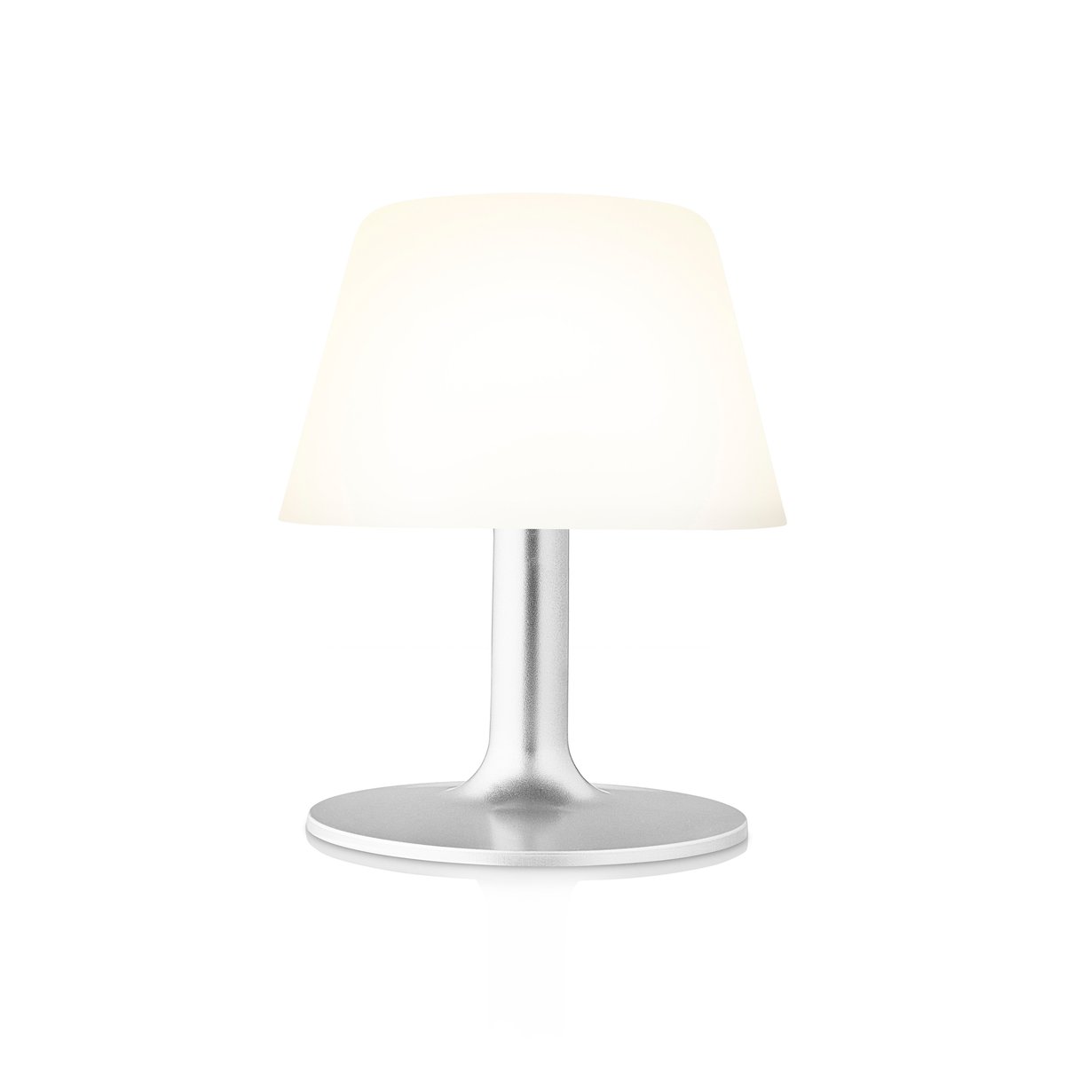 Eva Solo SunLight pöytävalaisin 16 cm | Skandinaavinen Sisustus | Aurinkokennovalaisimet | Valkoinen