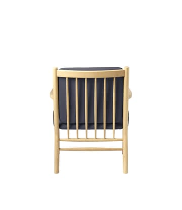 J147 nojatuoli - Oak nature lacquered-dark blue - FDB Møbler