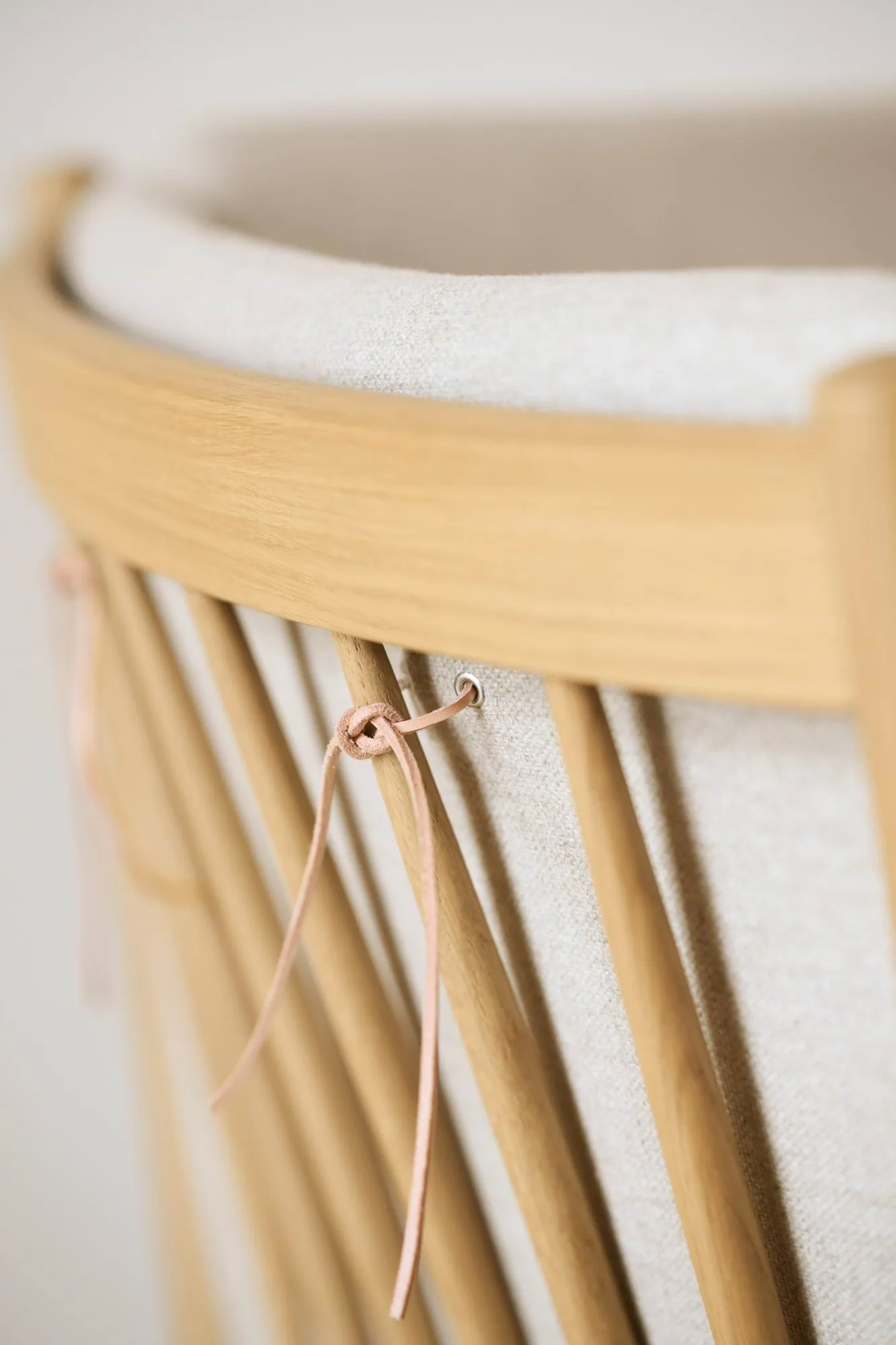 J149 sohva, Nahka cognac–lakattu tammi, 3-istuttava FDB Møbler