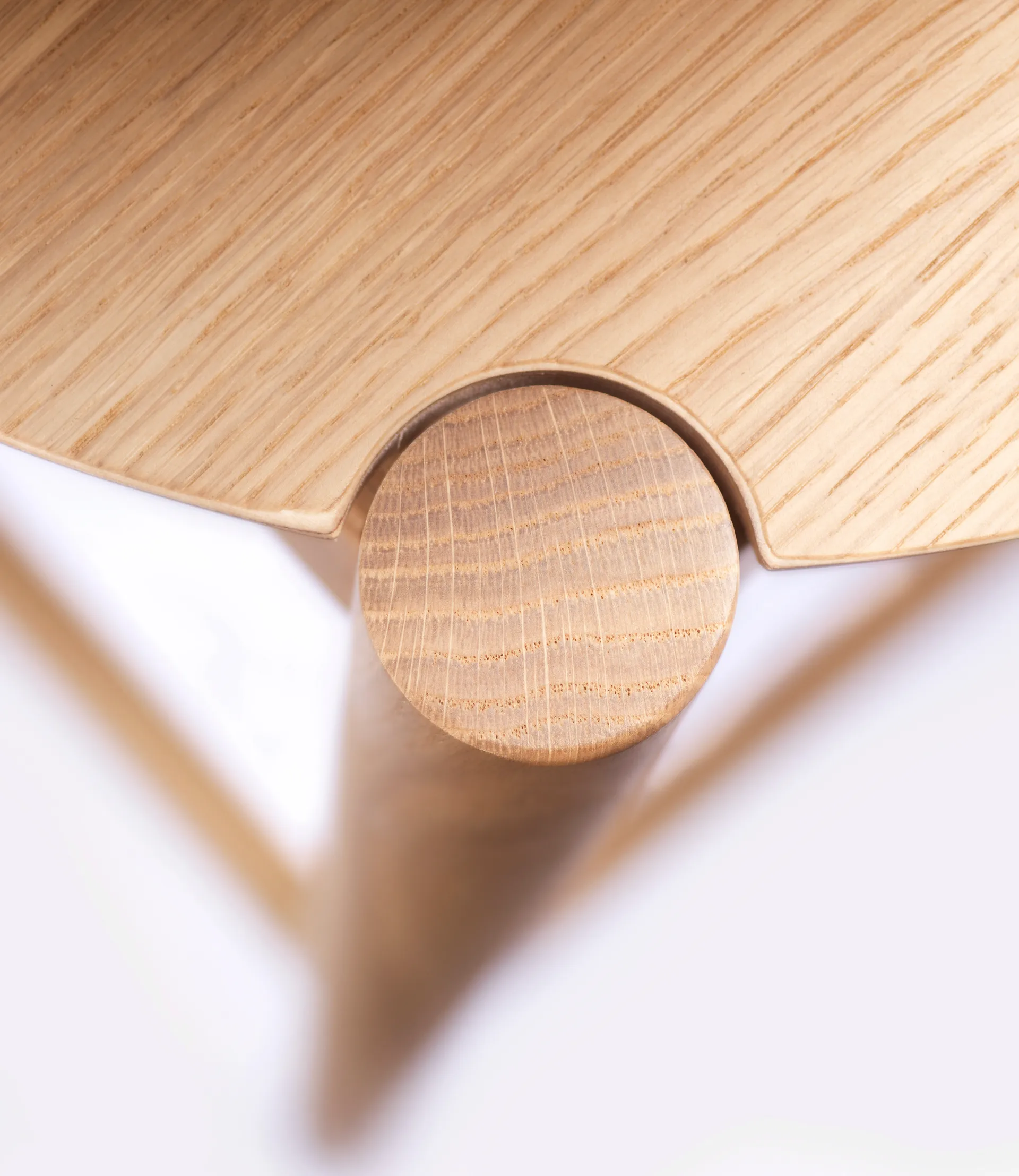 J185 Øst baarituoli 65 cm, Oak nature lacquered FDB Møbler