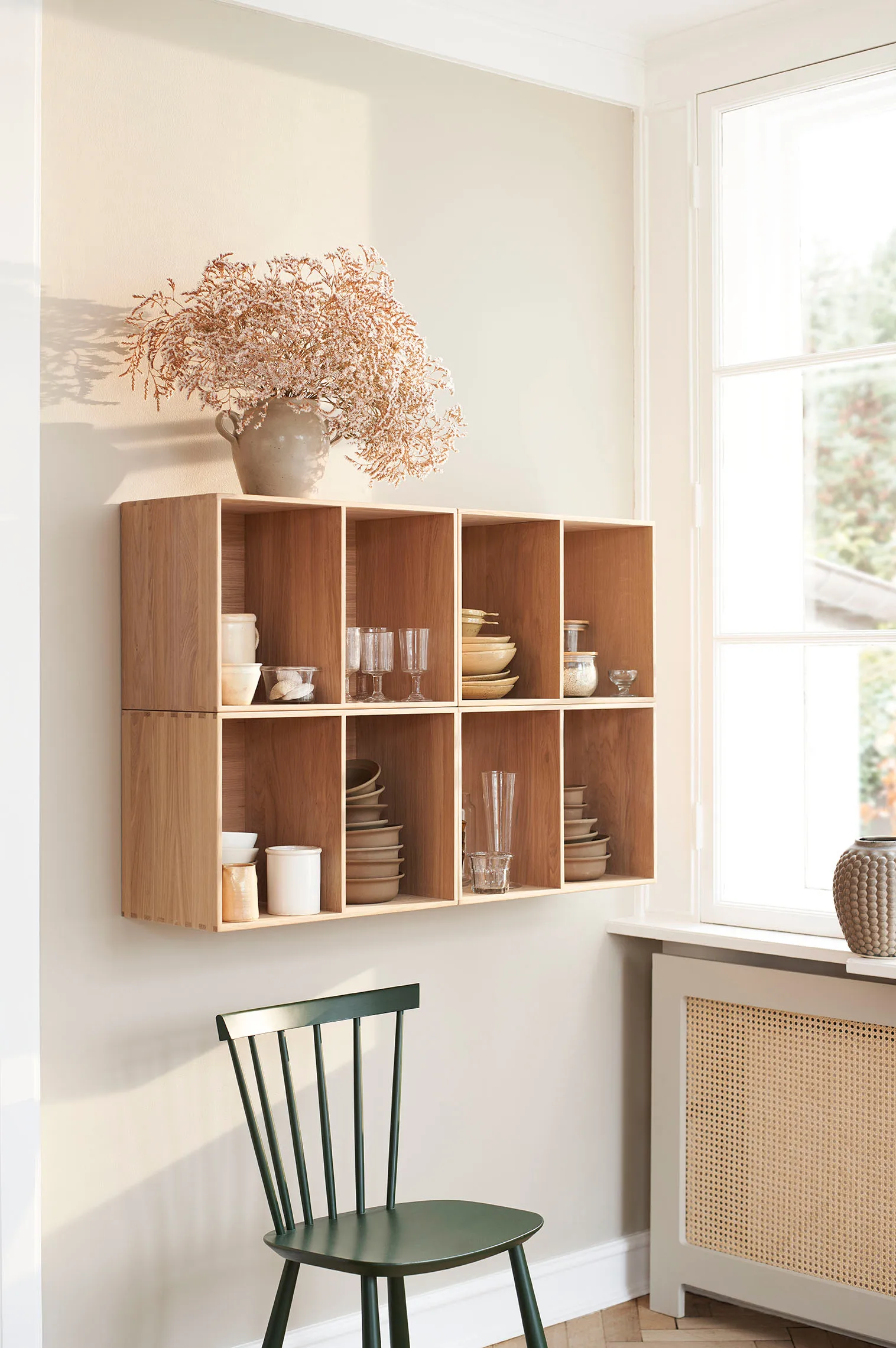 J46 tuoli, Beech dusty green painted FDB Møbler