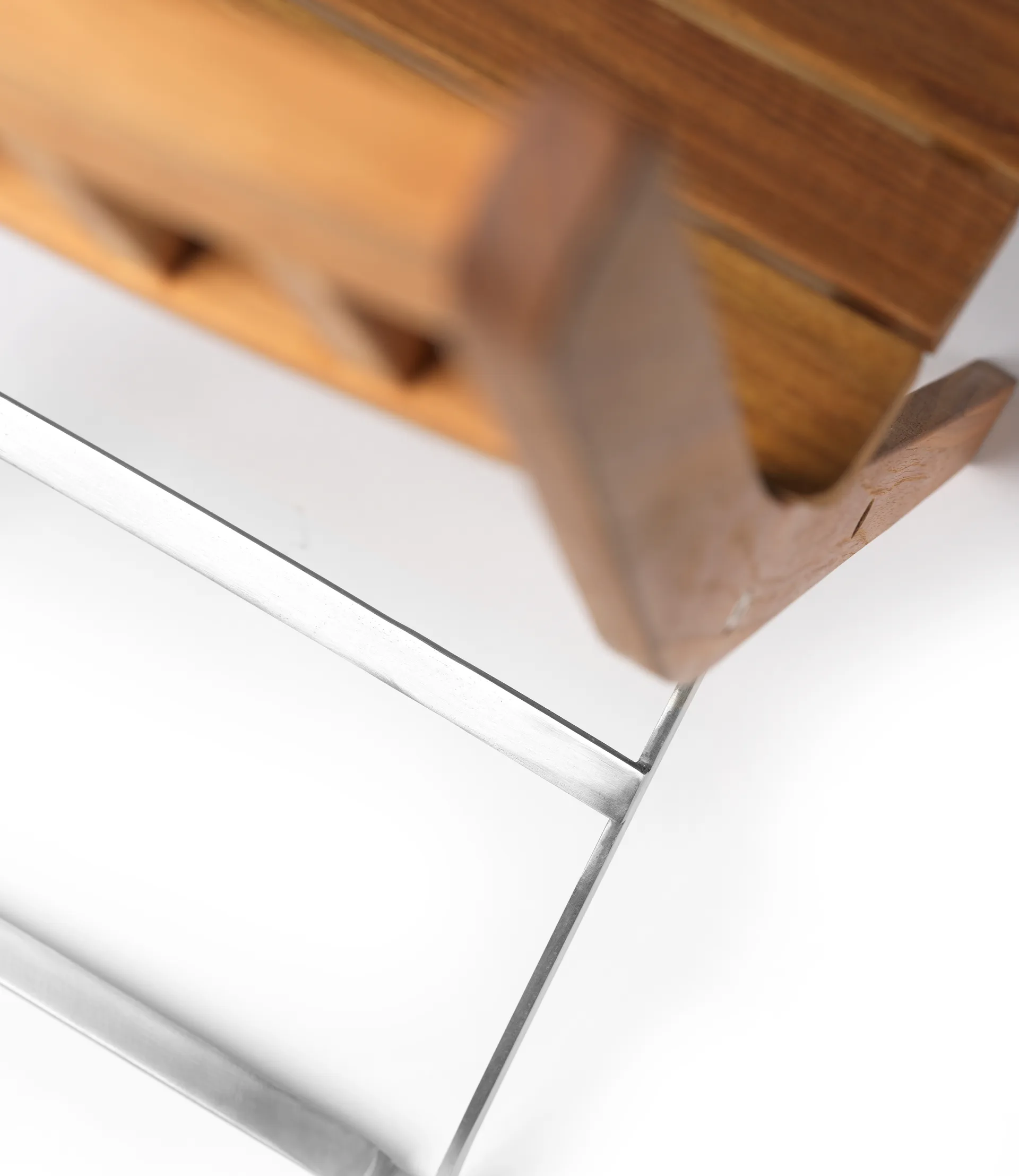 M23 Lilleø parveketuoli, Teak-ruostumaton teräs FDB Møbler