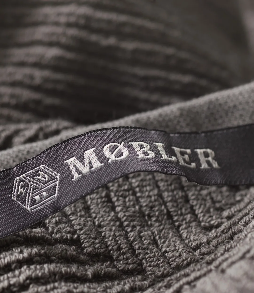 R33 Kirkeby pyyhe 2 kpl, Graniitinharmaa FDB Møbler