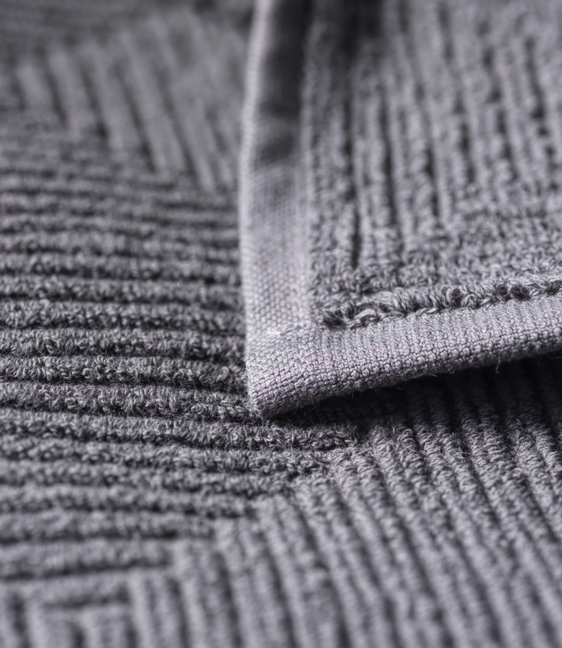 R33 Kirkeby pyyhesetti 4 osaa, Granite gray FDB Møbler