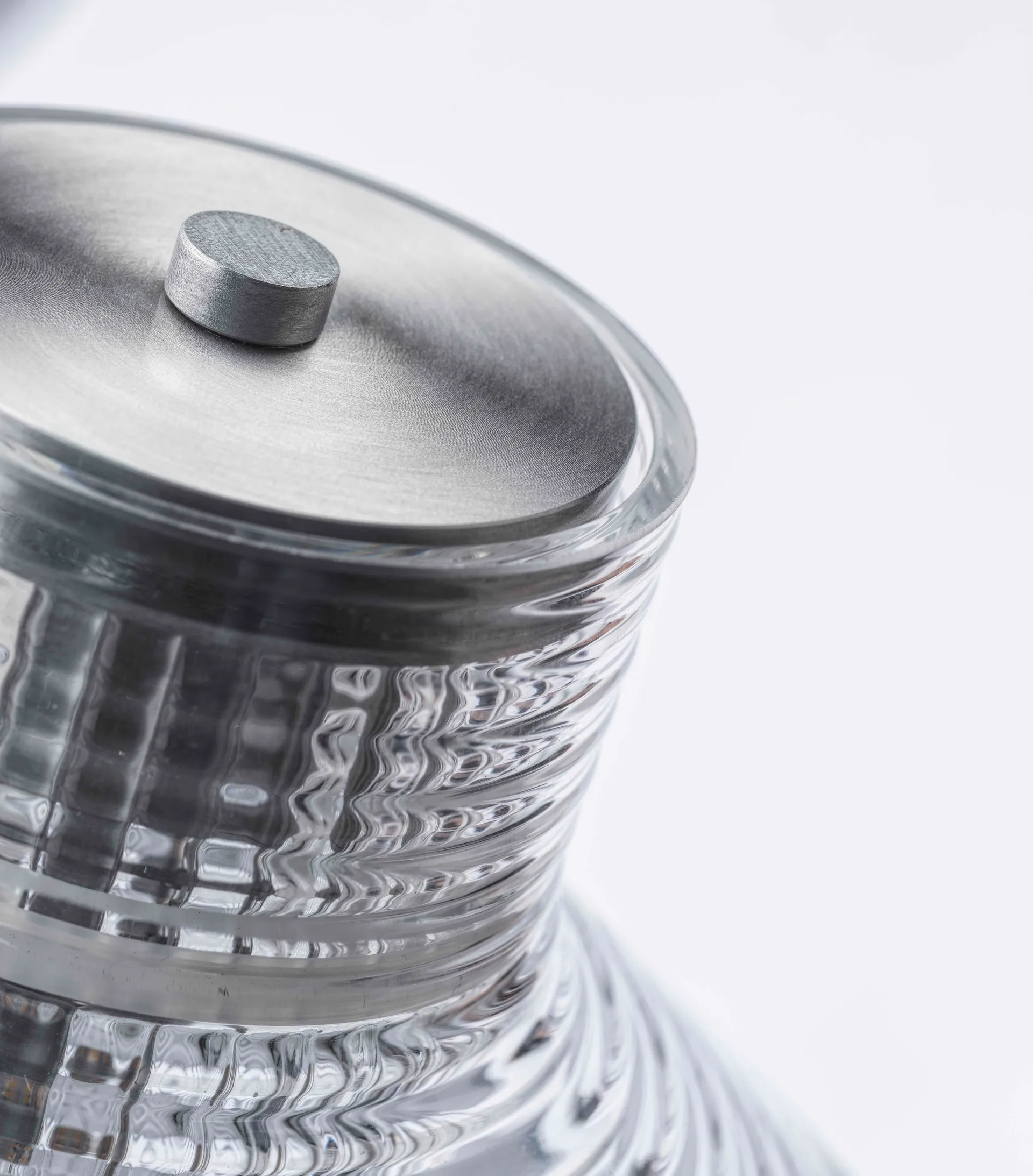 U14 Sletterhage pöytävalaisin, Aluminium FDB Møbler