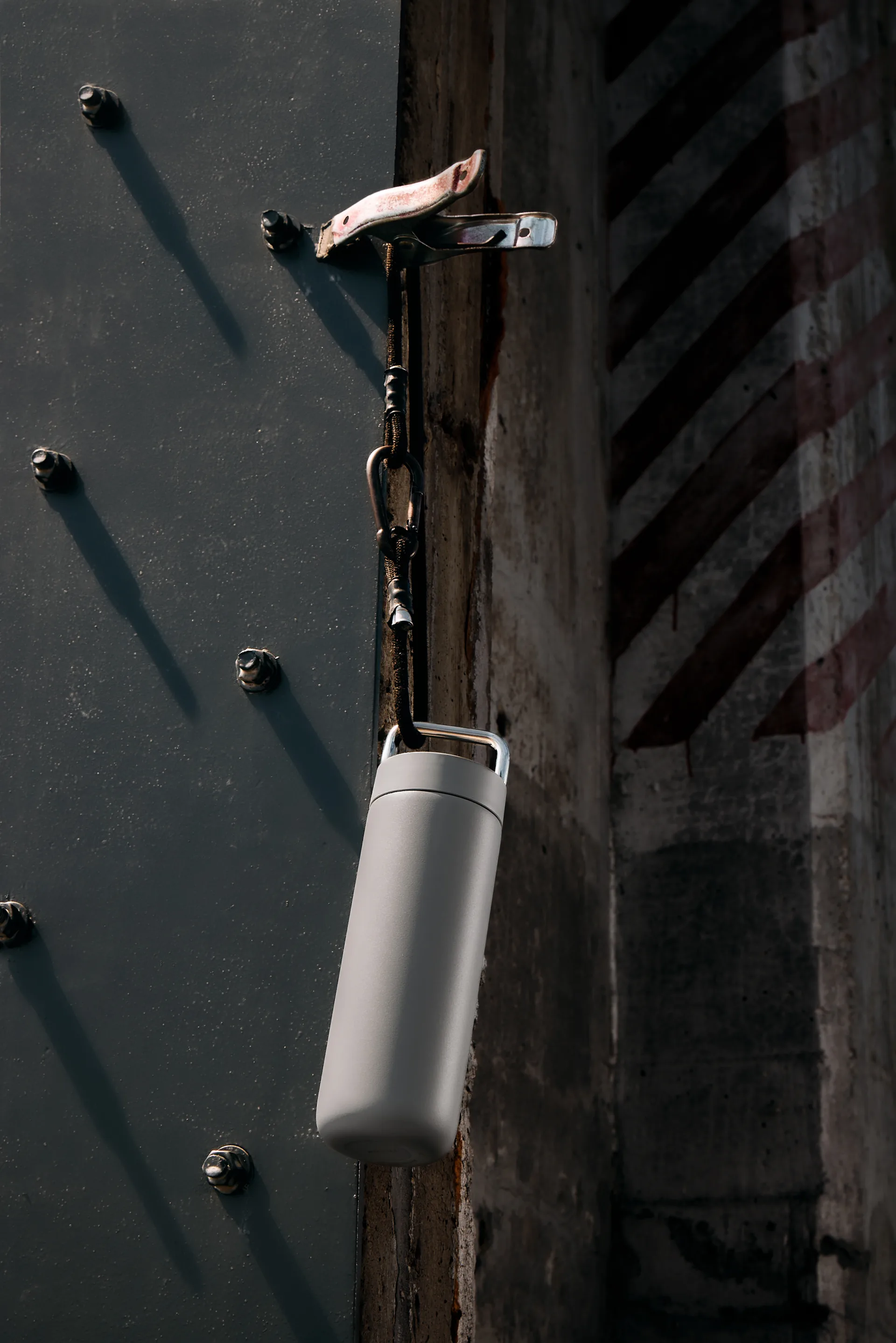 Carter Carry termosmuki 59 cl, Matte grey Fellow