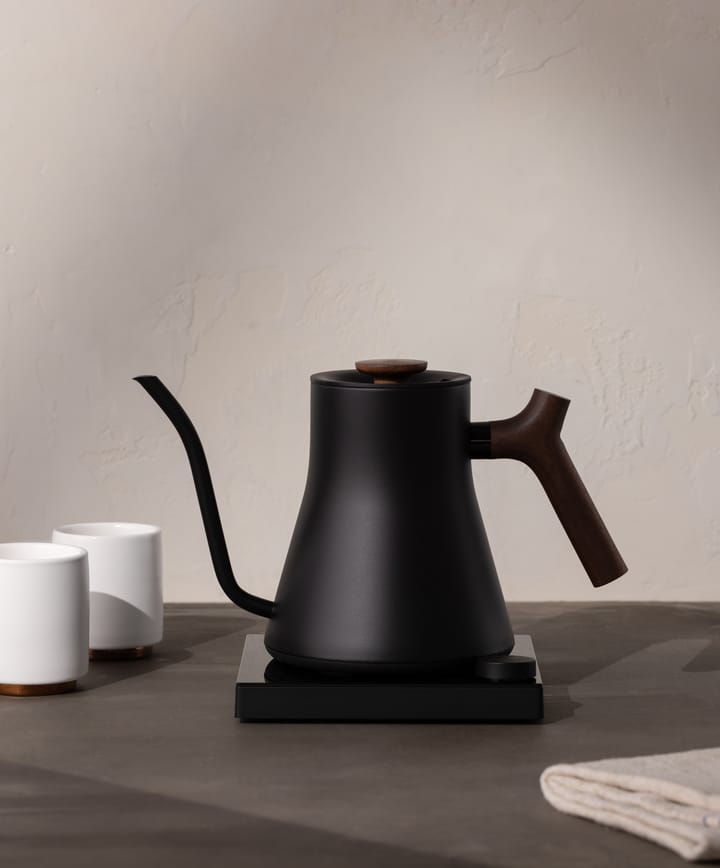Stagg EKG Pro vedenkeitin säädettävällä lämpötilalla 90 cl, Matte black Fellow