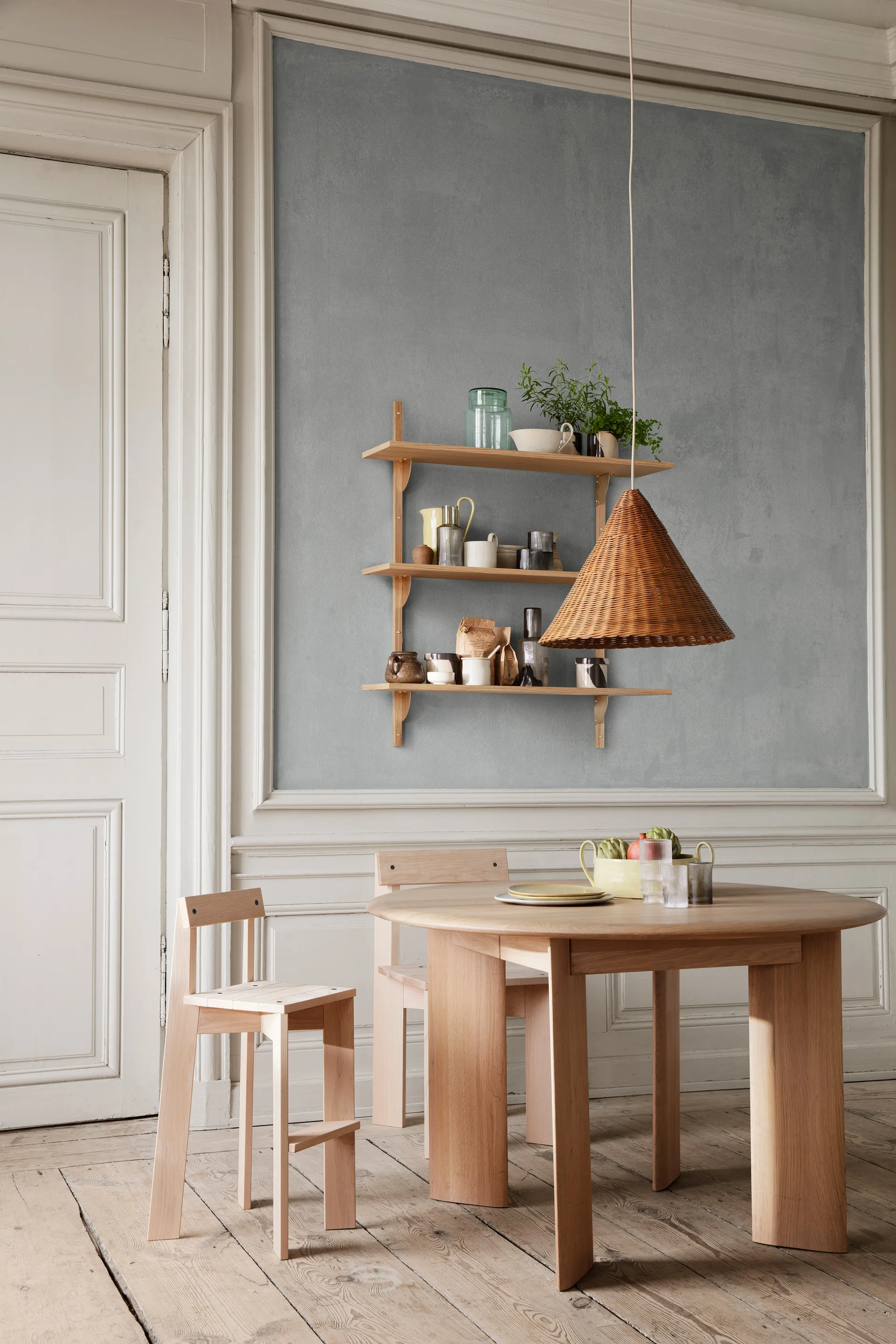 Ark tuoli, Tuhka Ferm Living