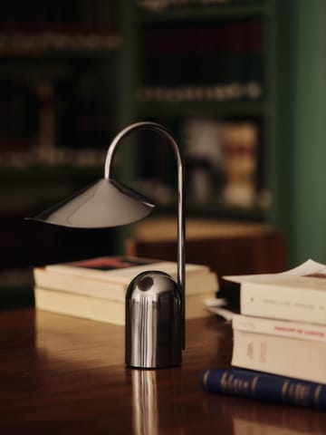 Arum kannettava valaisin - Stainless steel - Ferm Living