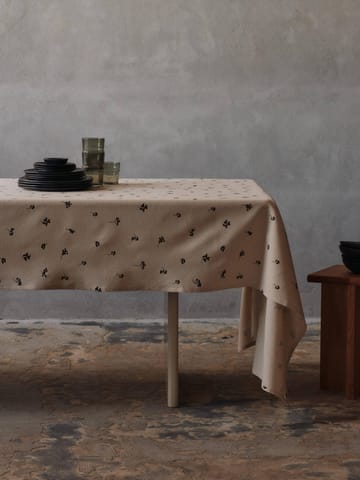 Baies pöytäliina 150x240 cm - Natural-dark chocolate - Ferm Living