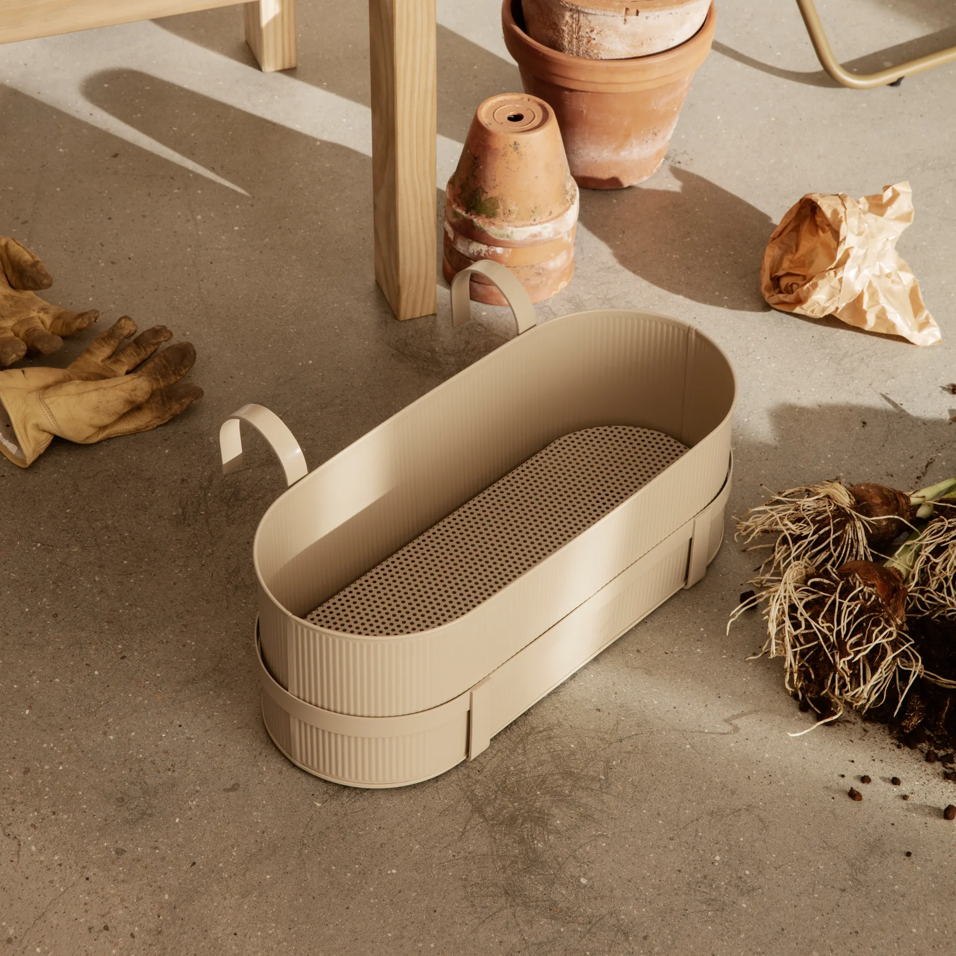 Bau parvekelaatikko, Cashmere Ferm Living