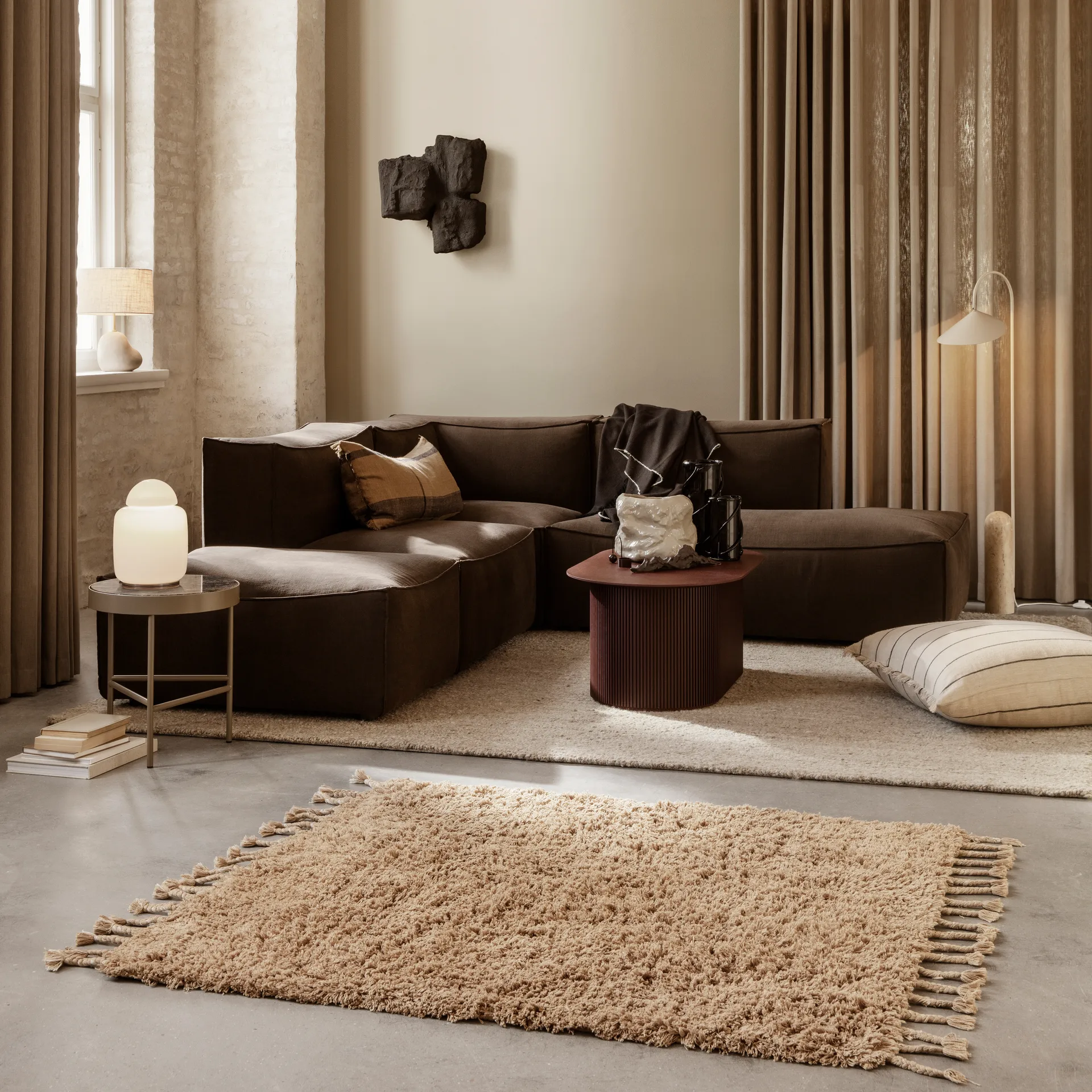 Bell pöytälamppu, Valkoinen Ferm Living
