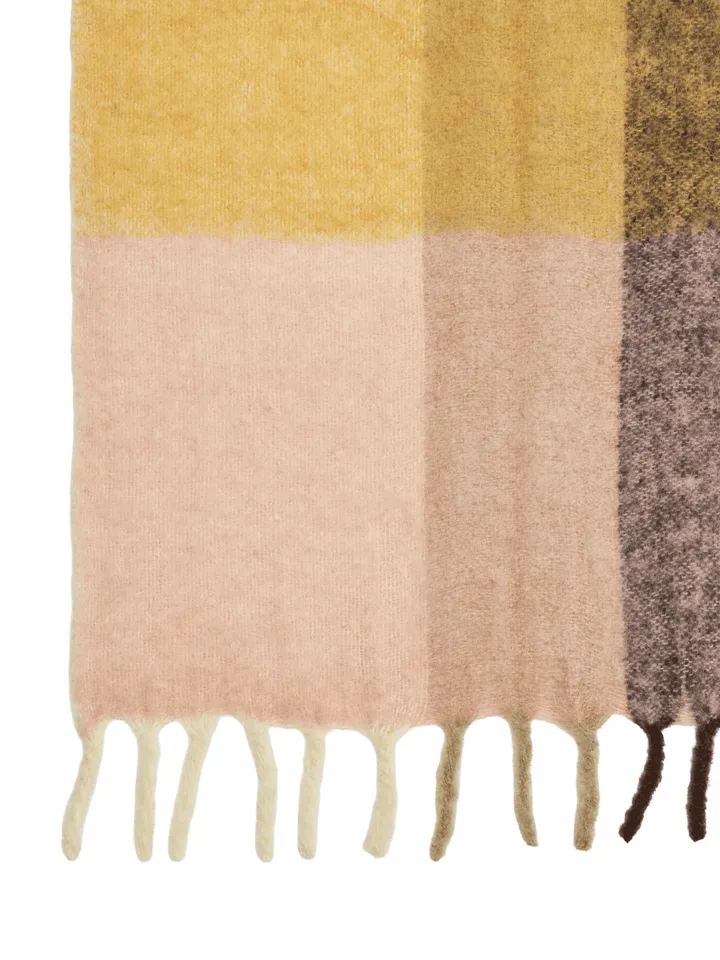 Blur mohair viltti - Butter-pale rose, 130x170 cm - Ferm Living