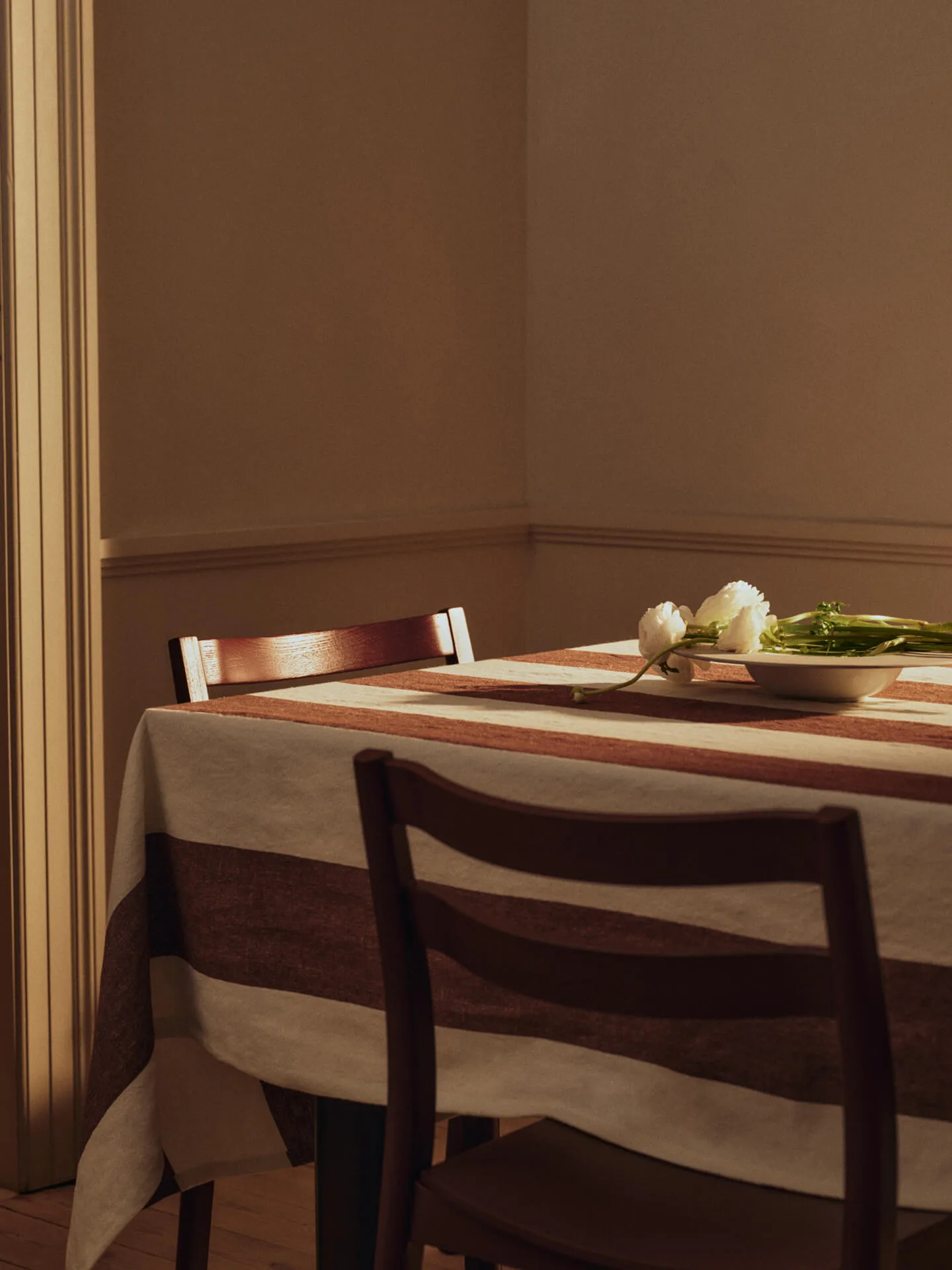 Boda tuoli, Punaruskea Ferm Living