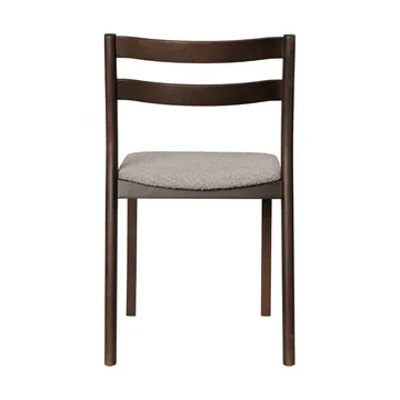 Boda tuoli - Verhoiltu istuin rugged bouclé, tummaksi petsattu tammi-natural - Ferm Living