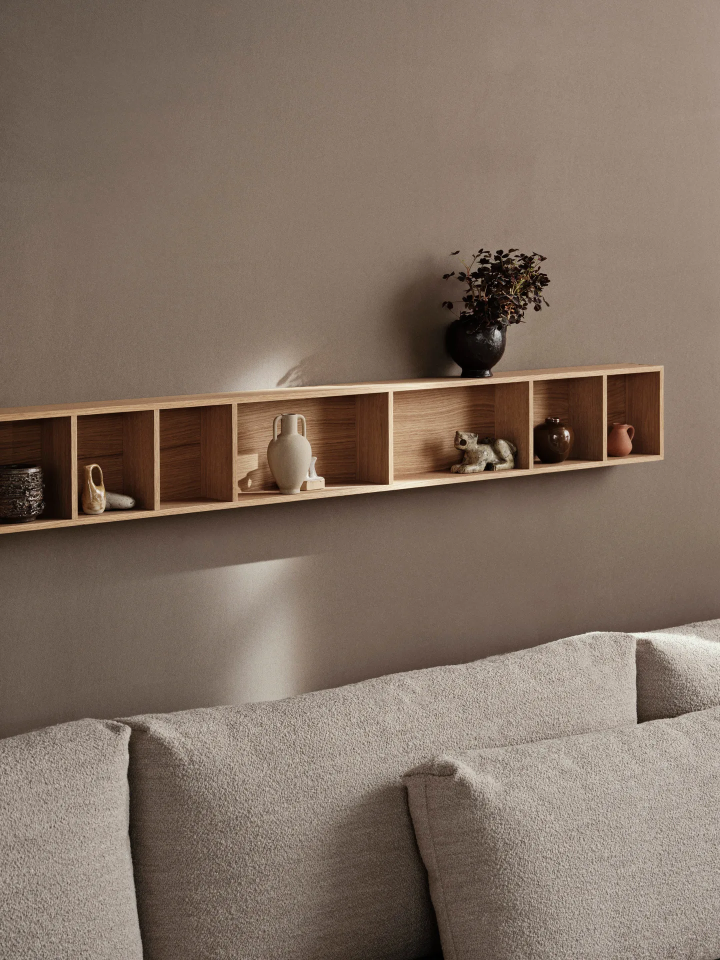 Bon hylly 138x16 cm, Oiled Oak Ferm Living