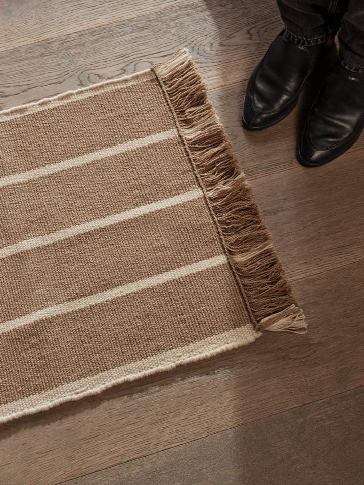 Calm kelim kynnysmatto, Dark Sand, Off-white, 50x70 cm Ferm Living