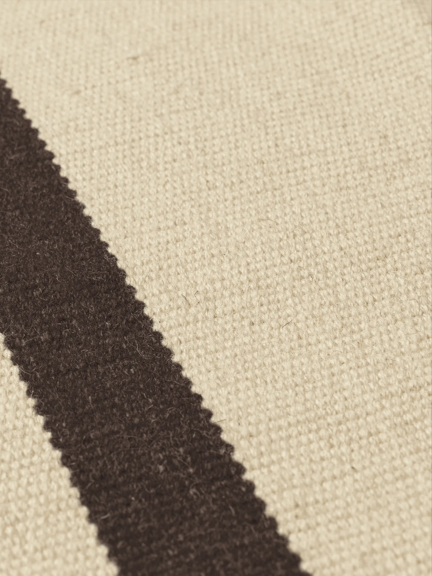 Calm kelim matto, Off-white, Coffee, 140x200 cm Ferm Living