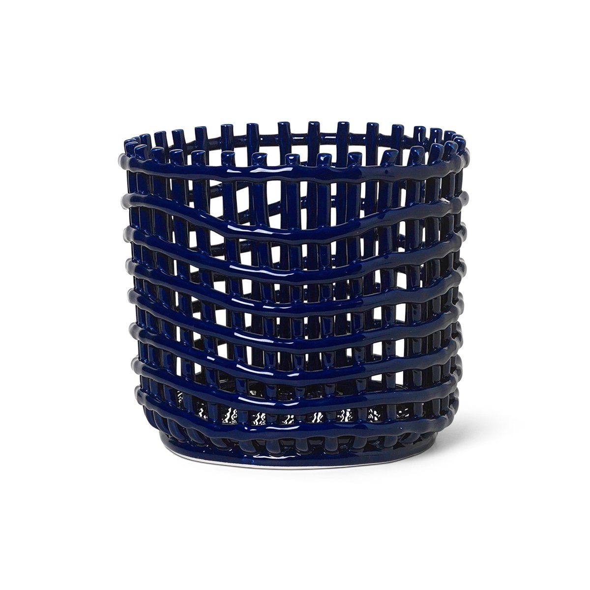Ferm Living Ceramic punottu kori 23,5 cm Sininen | Skandinaavinen Sisustus | Säilytyskorit | Sininen