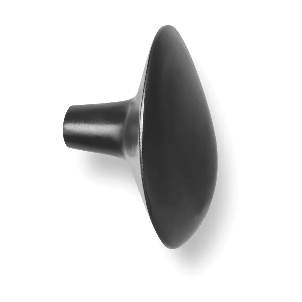 Chanterelle koukku, Black brass Ferm Living