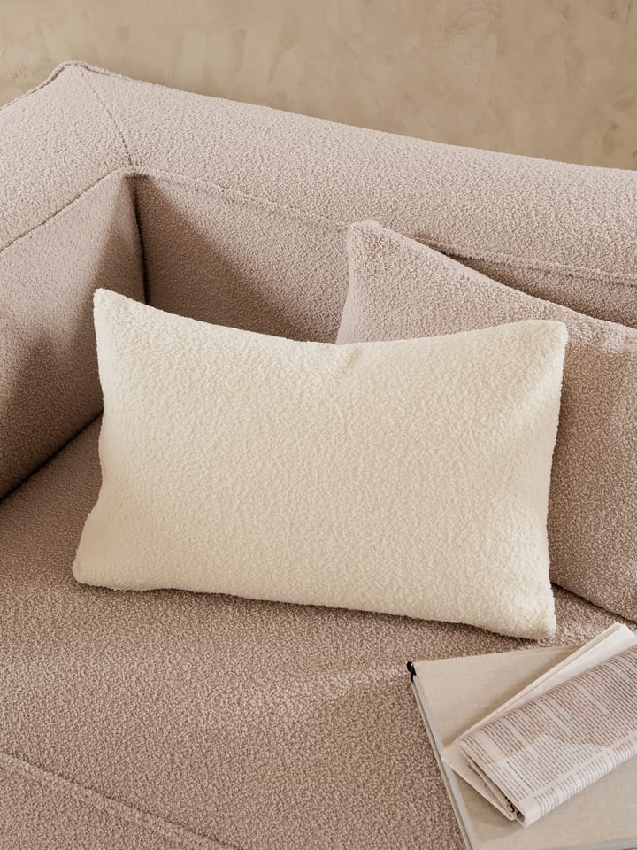 Clean tyyny bouclé 40x60 cm, Off-white Ferm Living