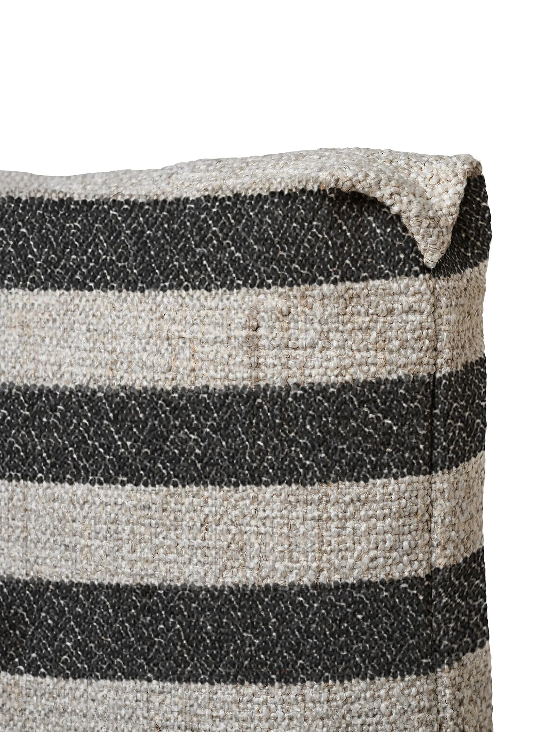 Clean tyyny Louisiana 40x60 cm, Hiekka-musta Ferm Living