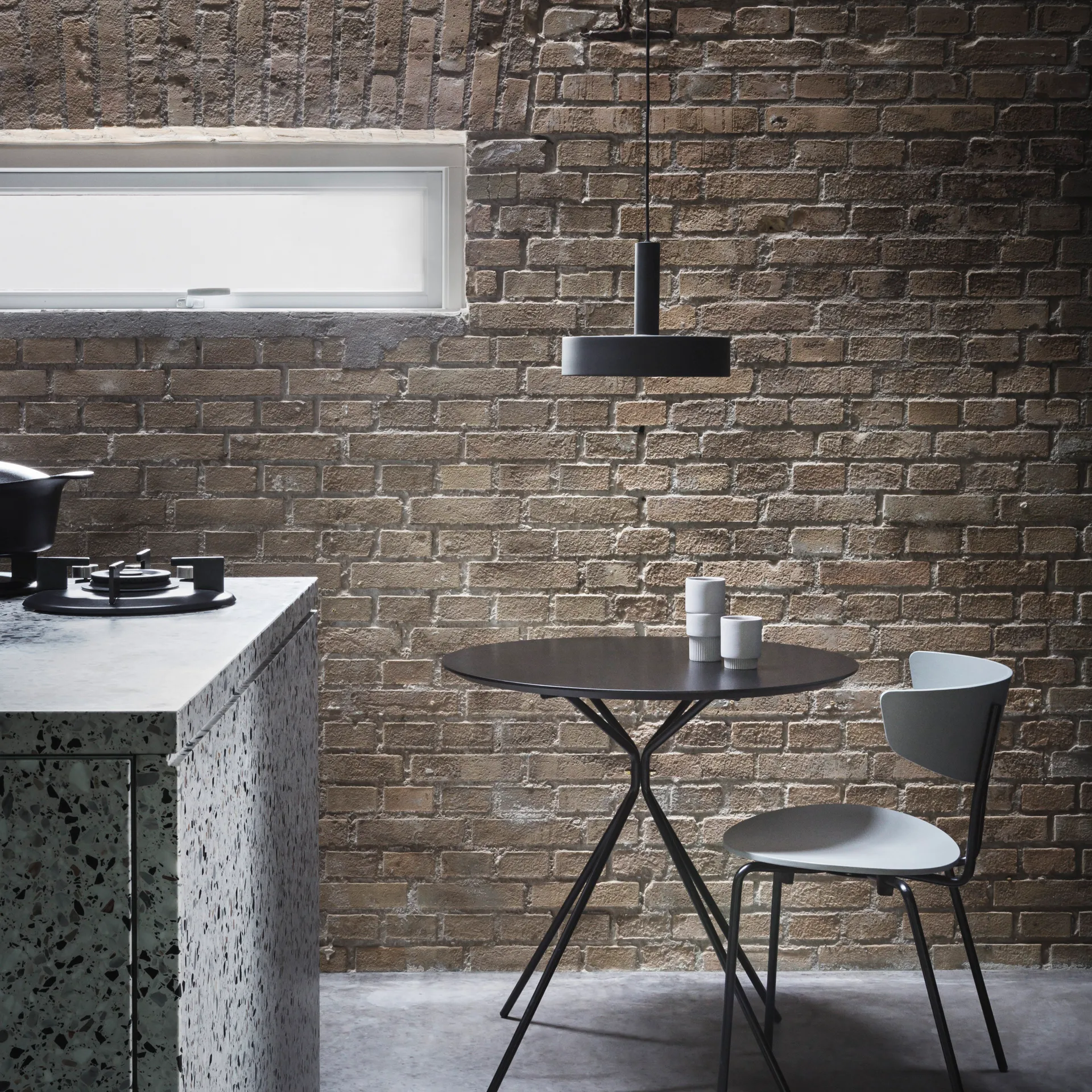 Collect lampunvarjostin Record, musta Ferm Living