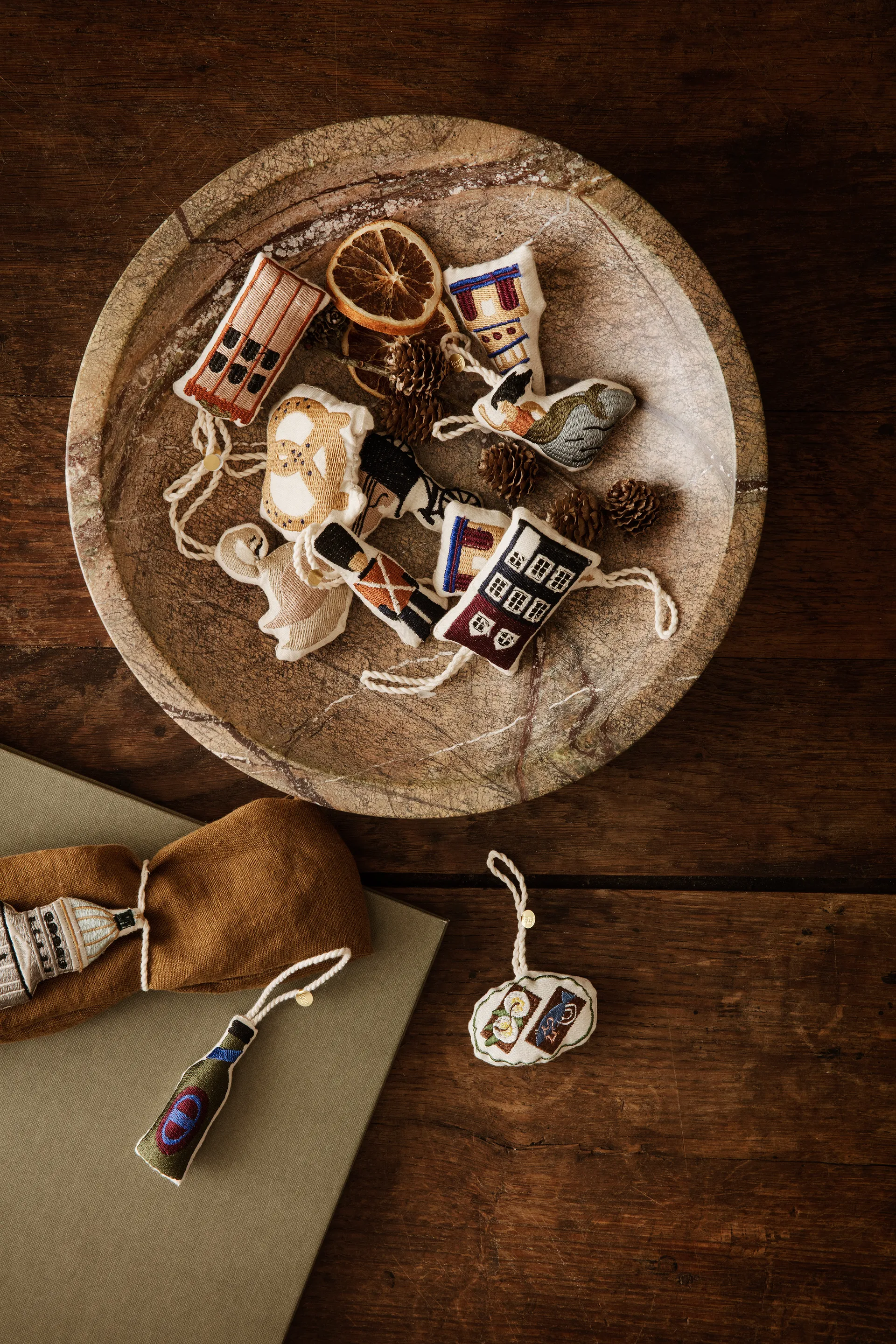 Copenhagen joulukuusenkoriste open sandwich 7 cm, Multi Ferm Living