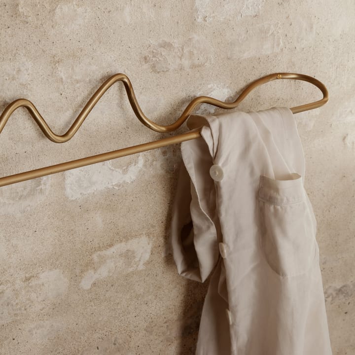 Curvature käsipyyheripustin, Messinki Ferm Living