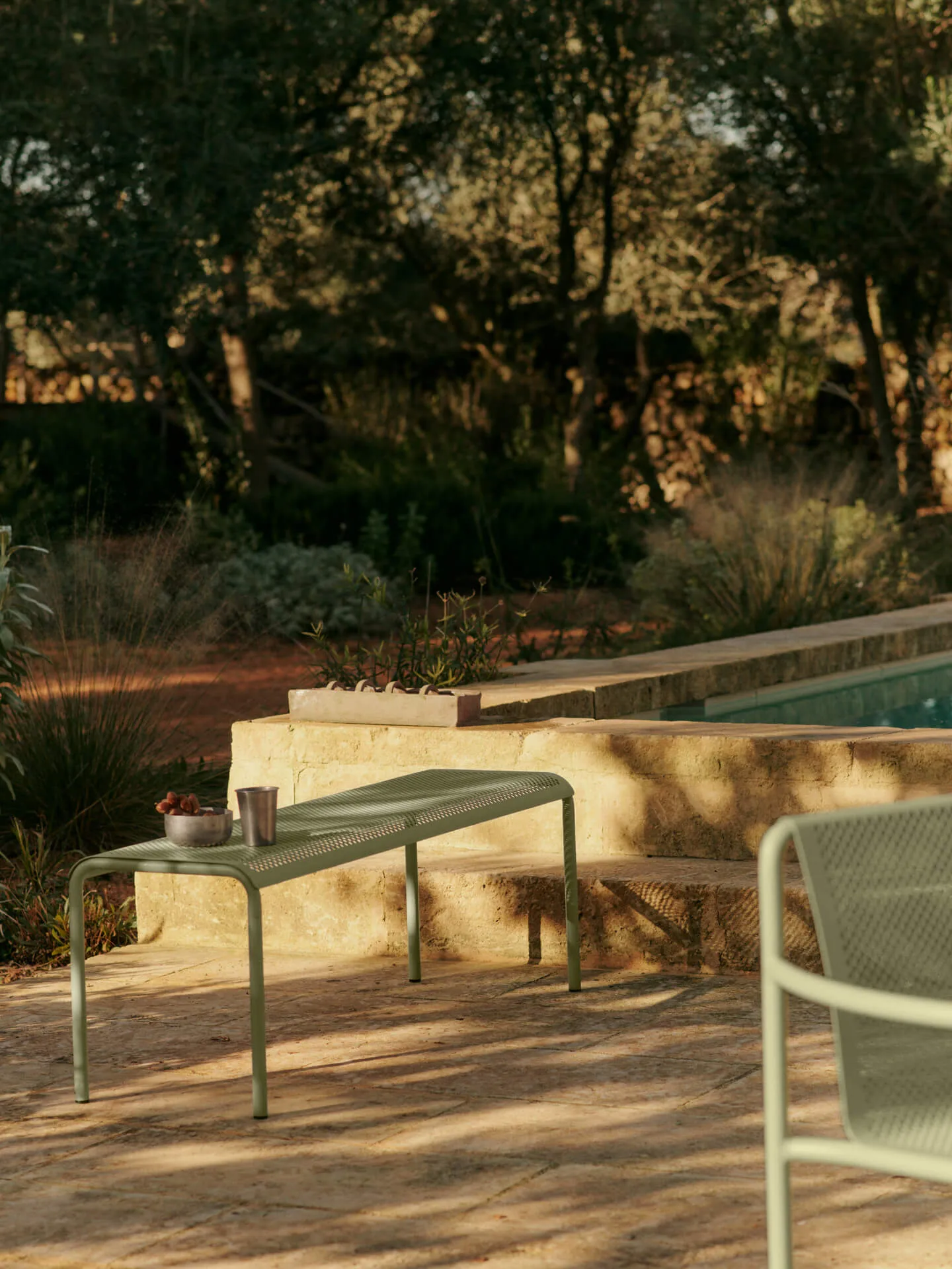 Dapple penkki 45x130x39,8 cm, Tea green. Ferm Living