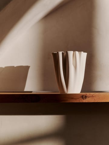 Dedali maljakko 18 cm - Off-white - Ferm Living