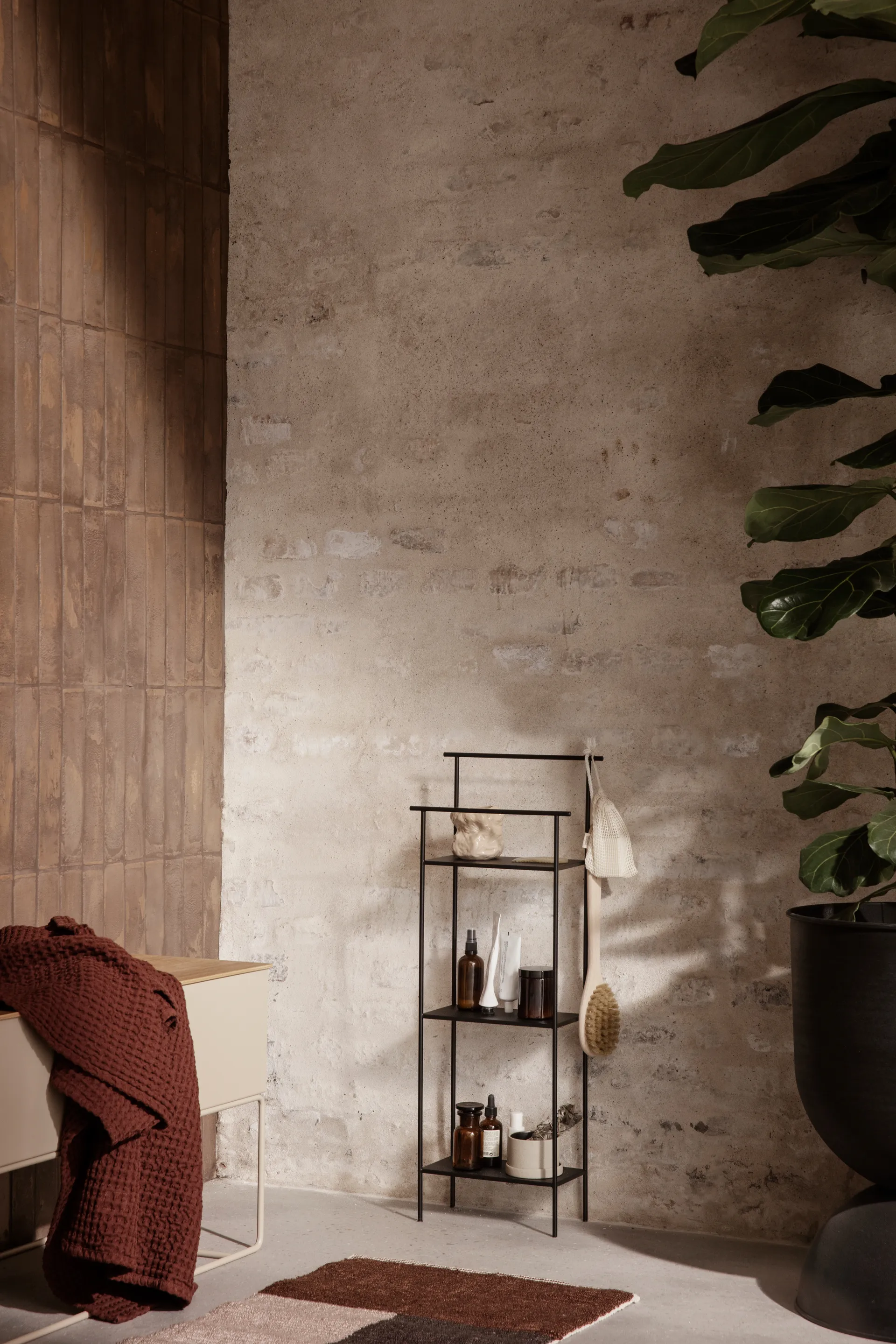 Dora hylly 30x79 cm, Black Ferm Living